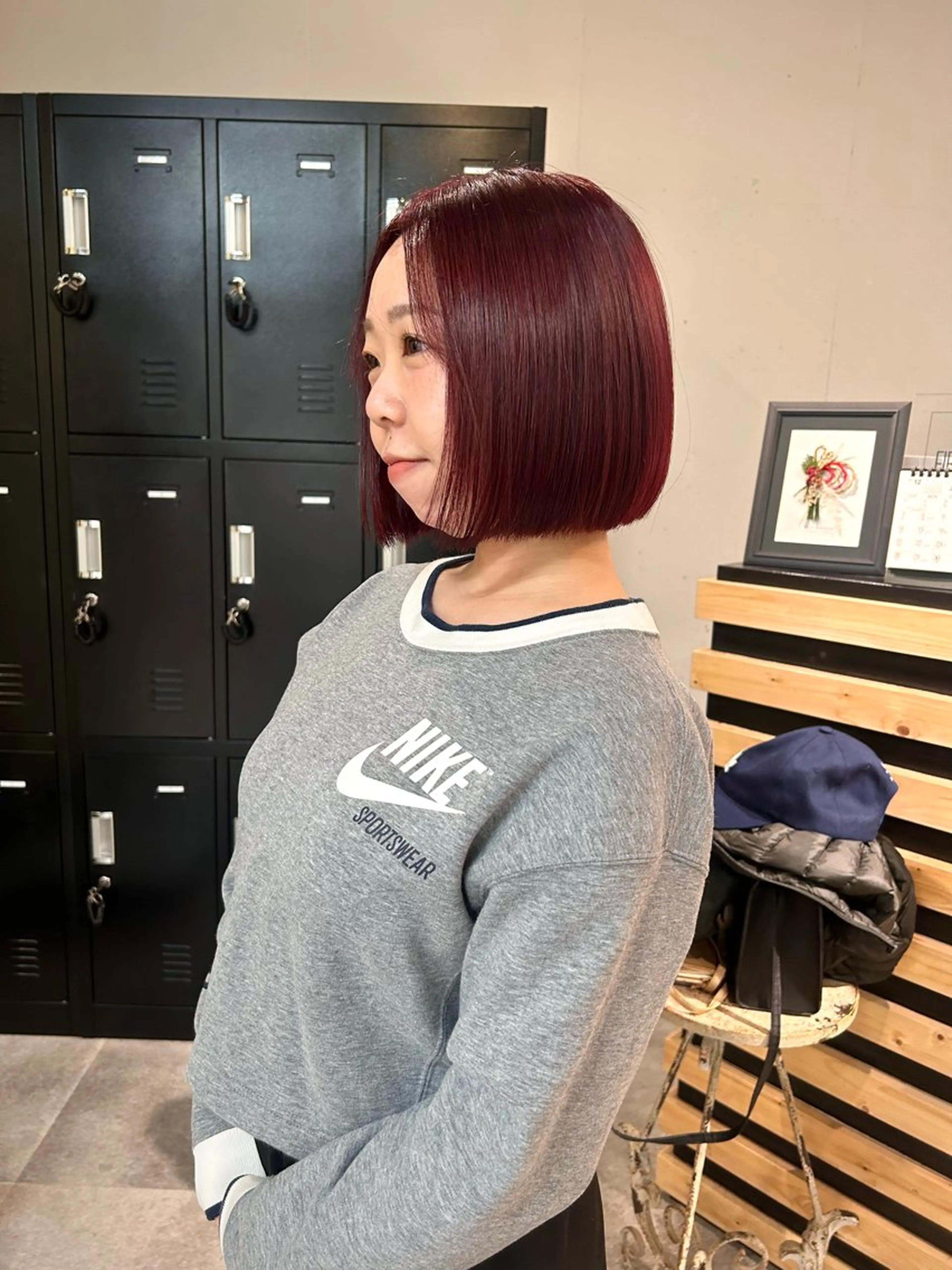 ショート カラー ブリーチ ボルドーカラー 凌矢/ AILEEのヘアスタイル