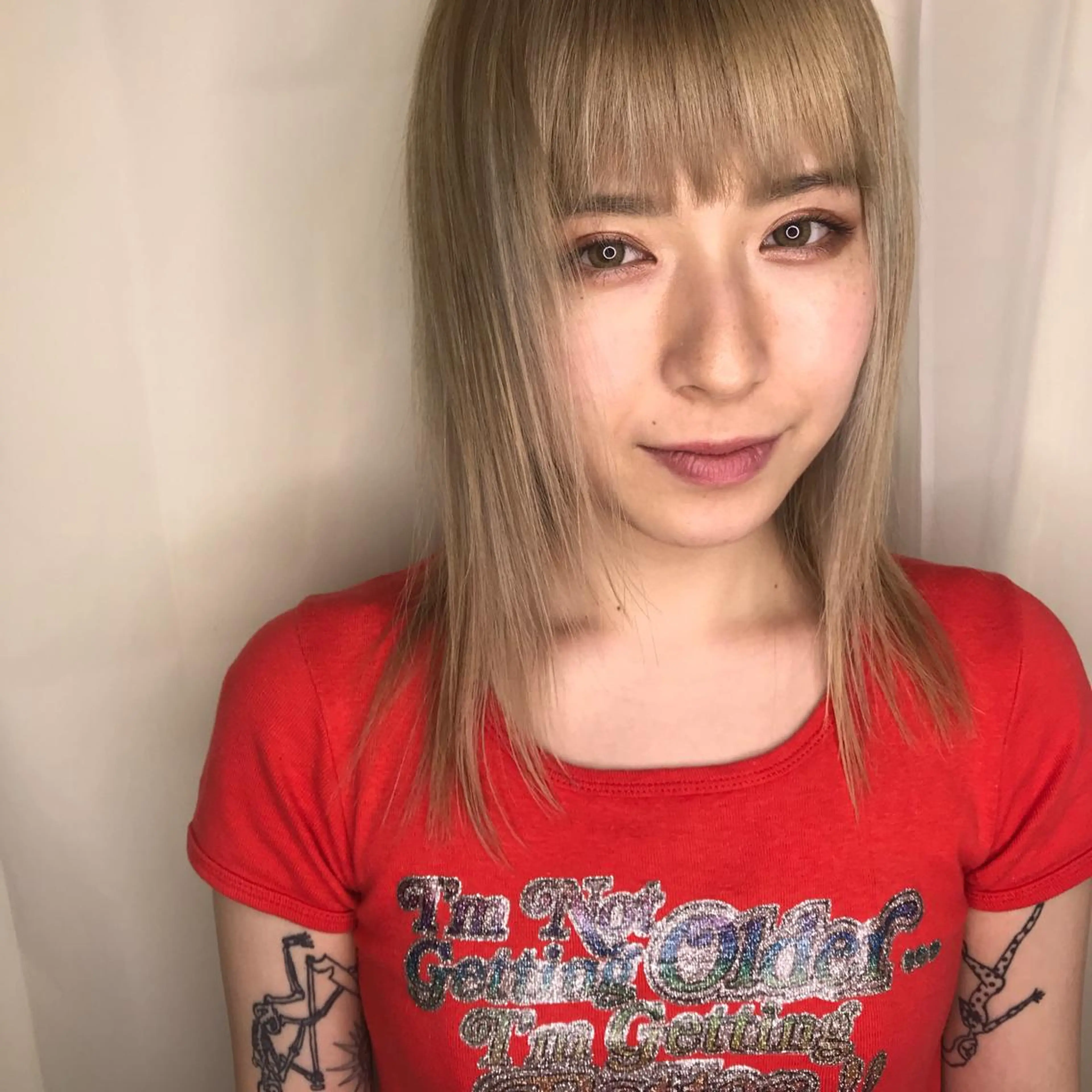 ミディアム レイヤーウルフ エクステ磯部のヘアスタイル