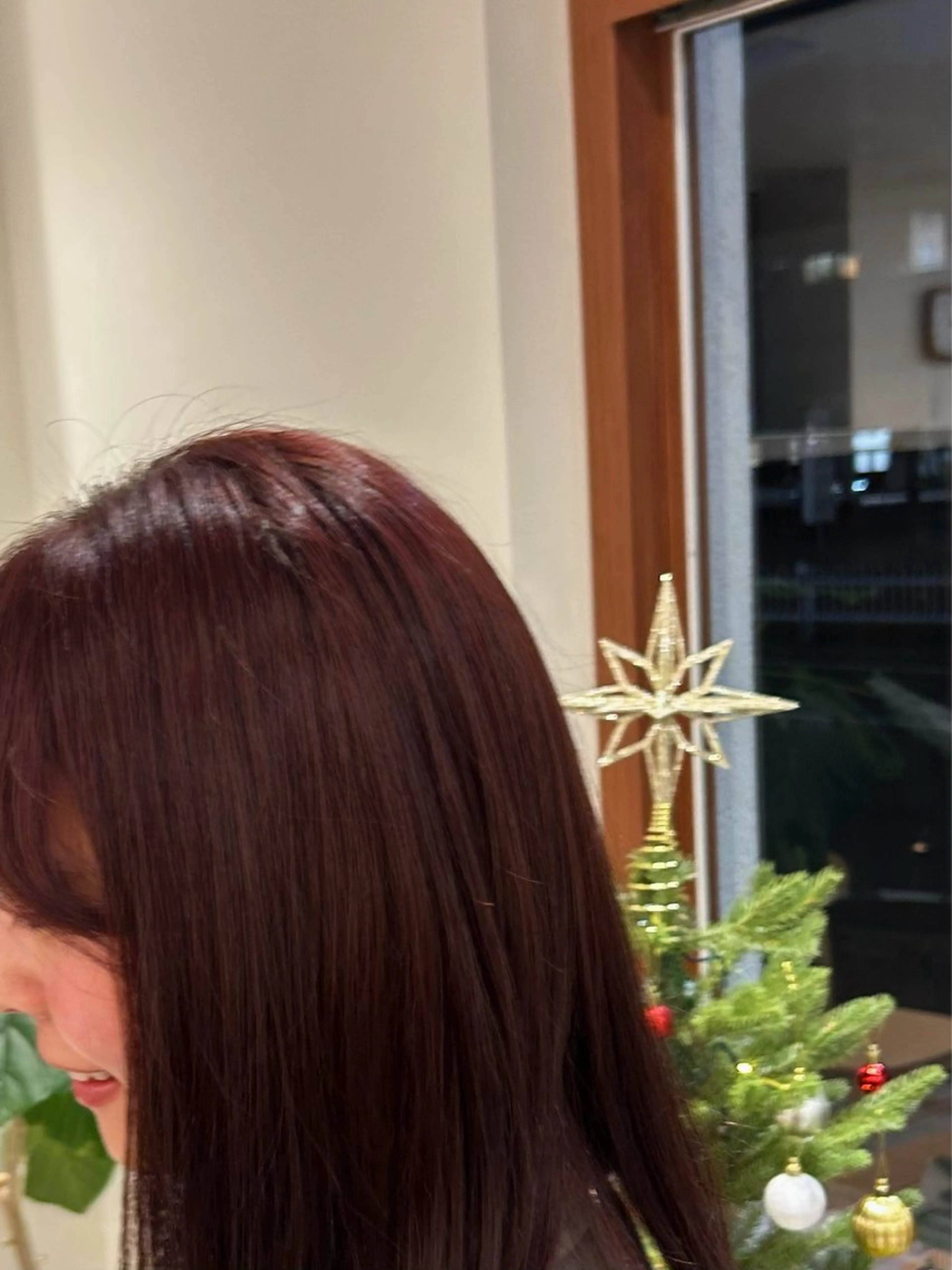 セミロング カラー 中嶋 うみのヘアスタイル