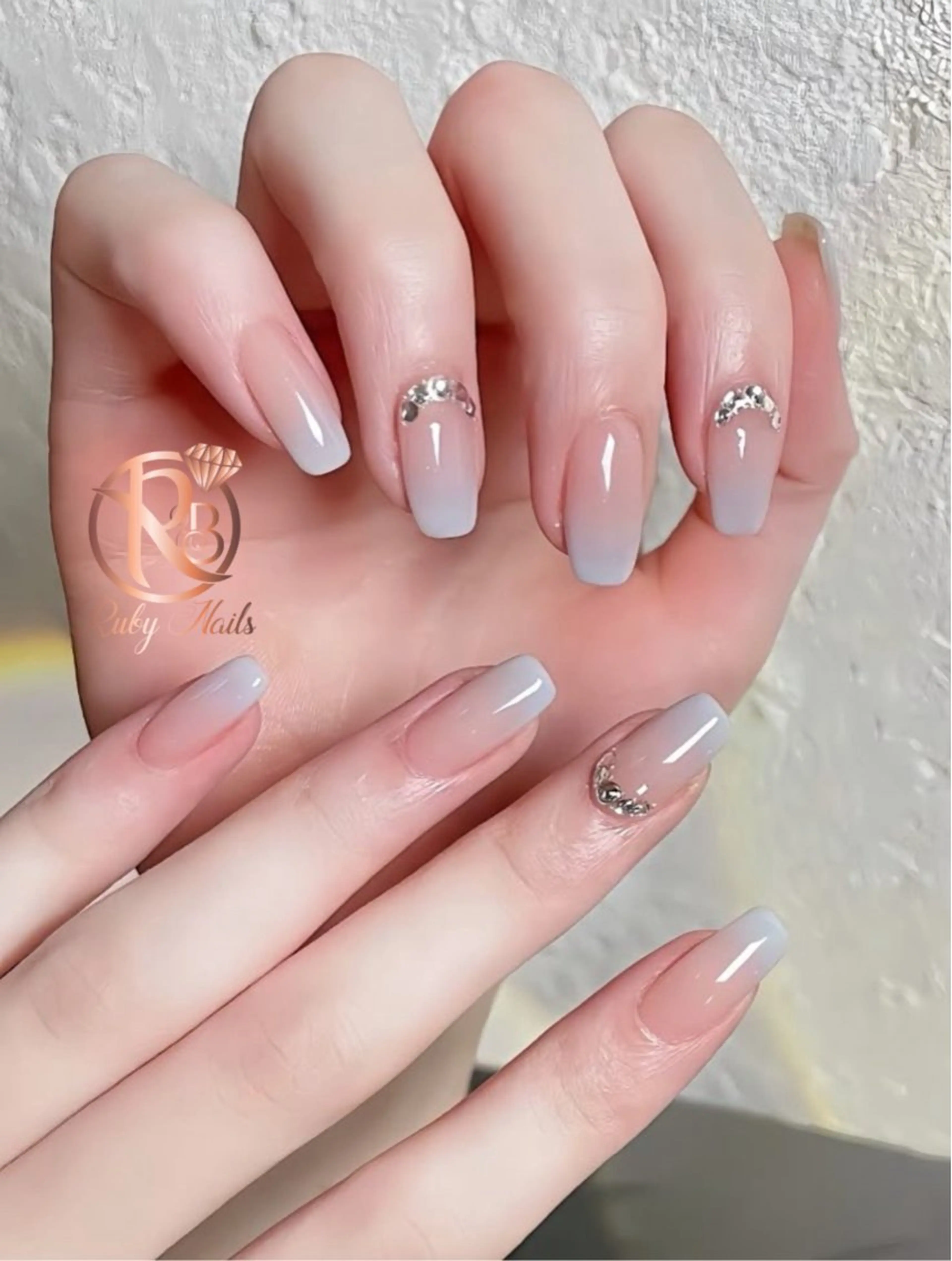 ネイル グラデーション キラキラネイル ピンク ハンドネイル RUBY Nail 日暮里店のネイルデザイン