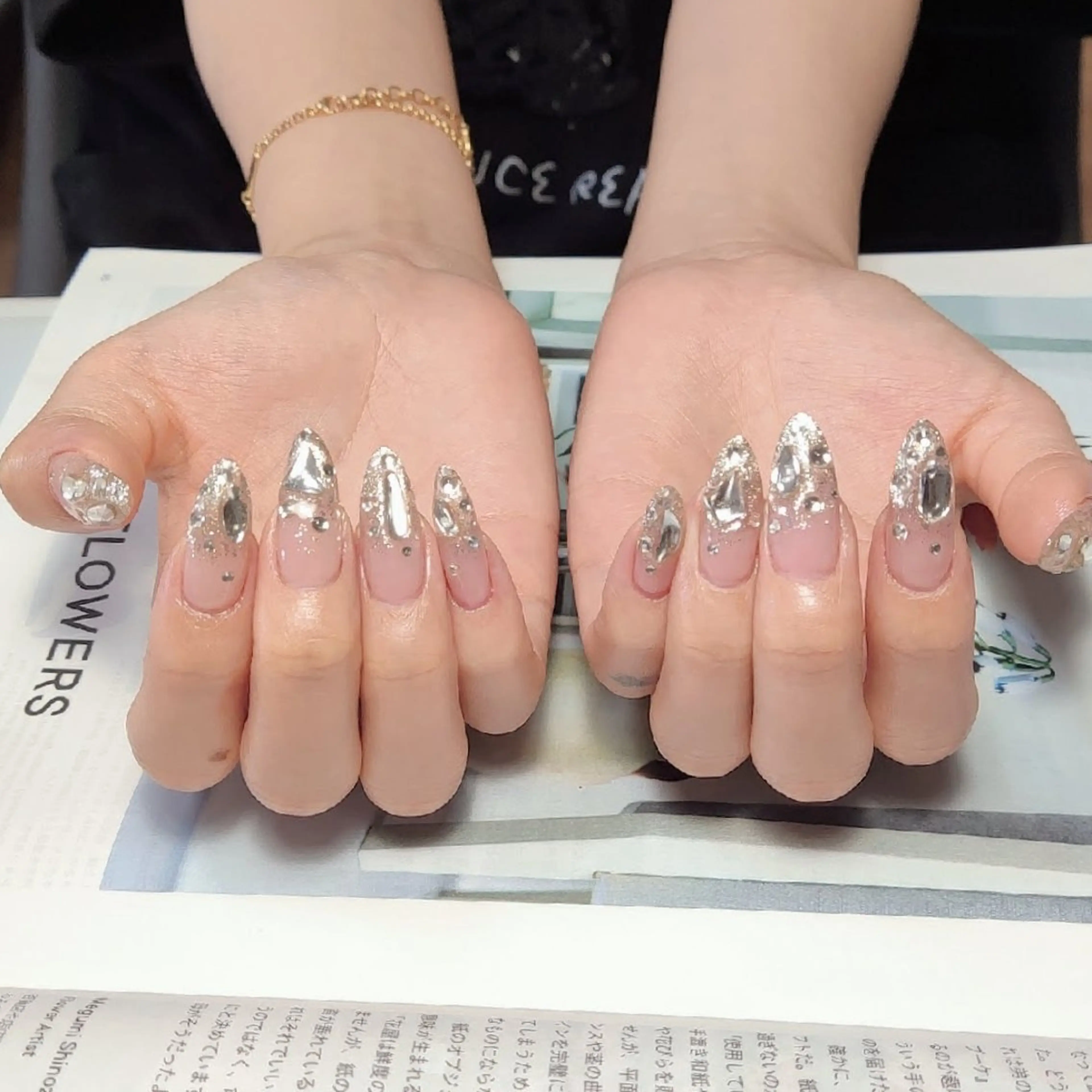 ネイル ハンドネイル E·U·B ネイル所属・横浜市中区曙町 E·U·Bネイルのネイルデザイン