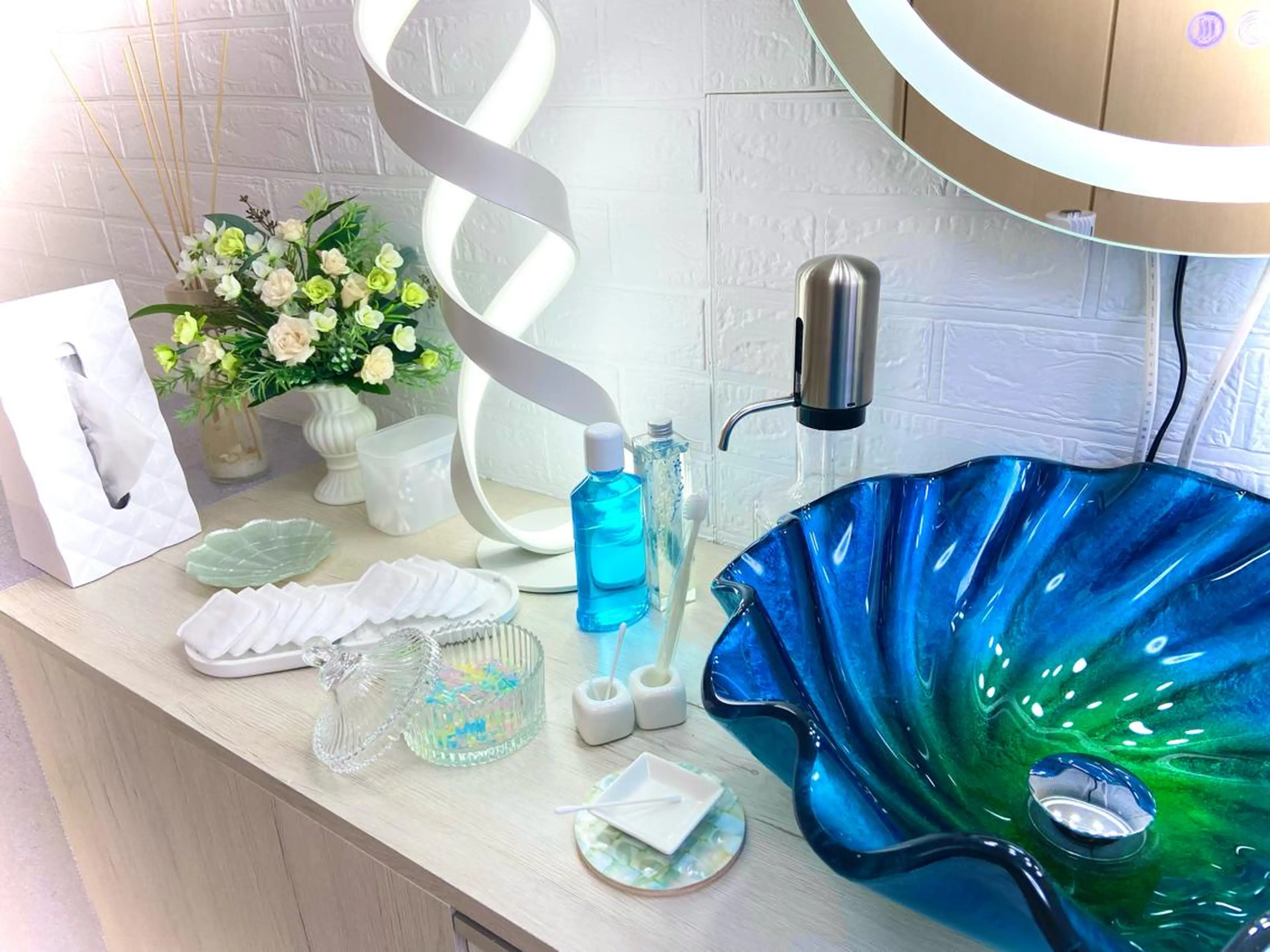 セルフホワイトニングサロン　ラヴィアン所属・ホワイトニングサロン La vie enのその他イメージ