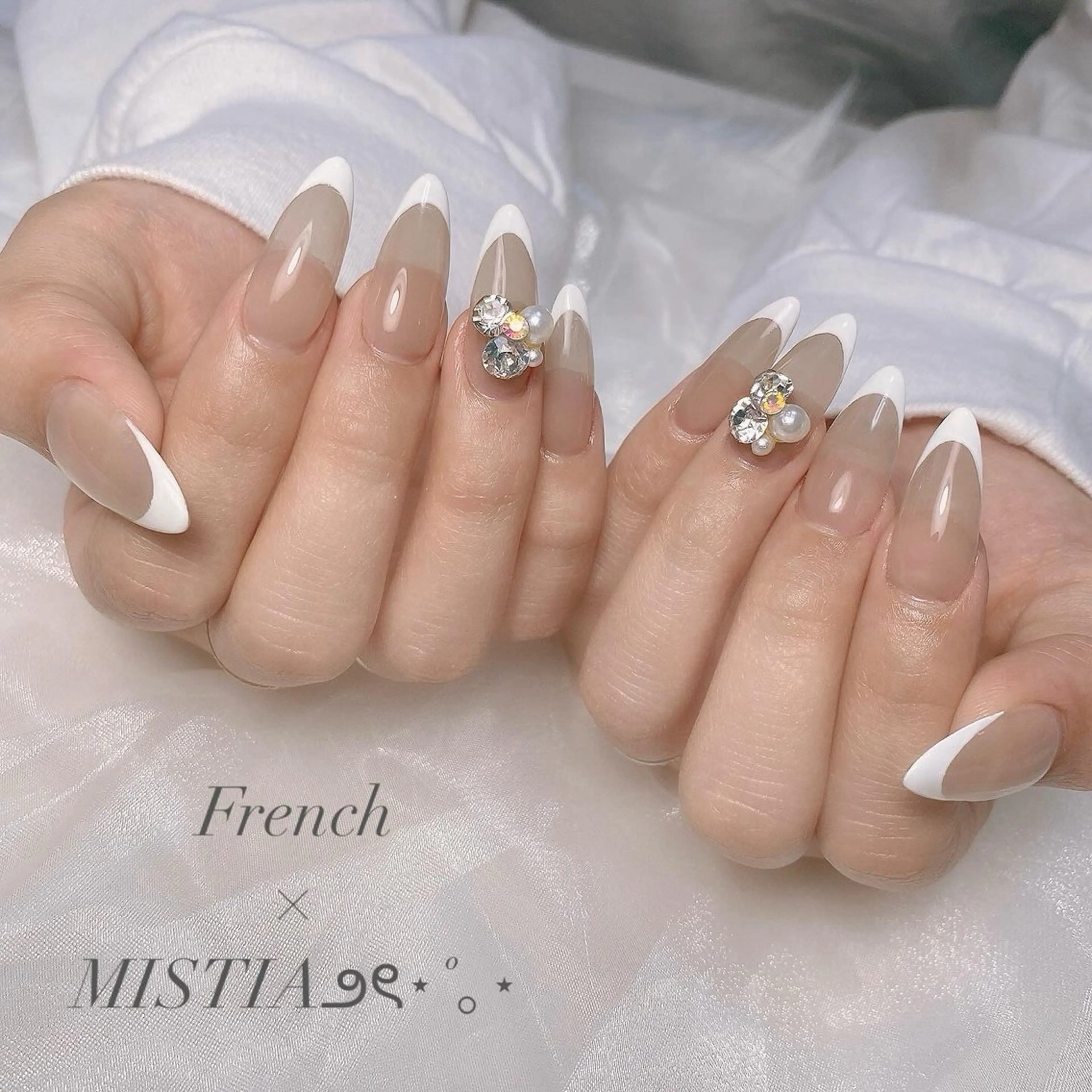 フレンチネイル💎(パーツ代別途)の写真