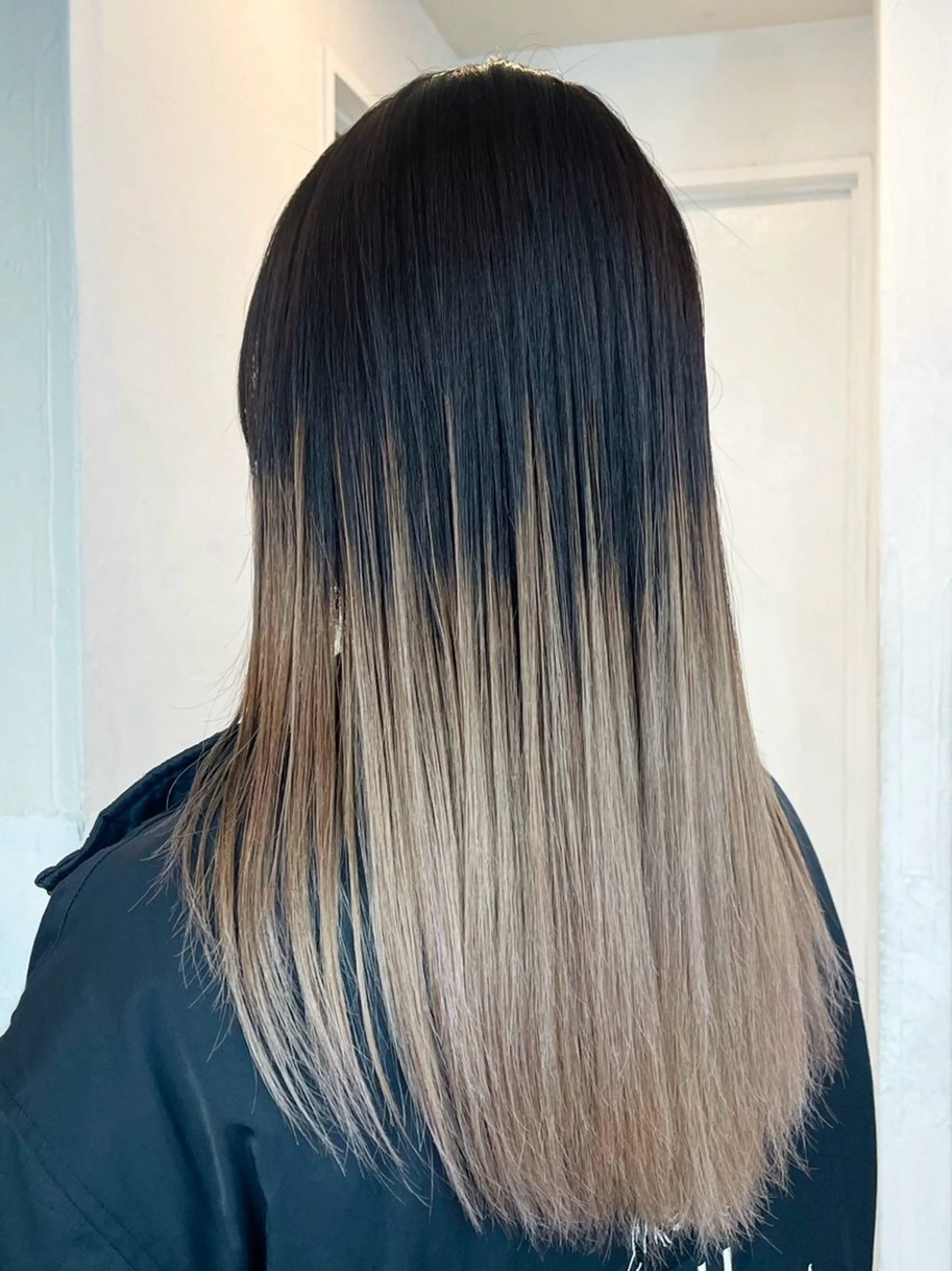 ロング カラー ヘアアレンジ 🦠デザインカラー/ 魚瀬あおい🦠のヘアスタイル