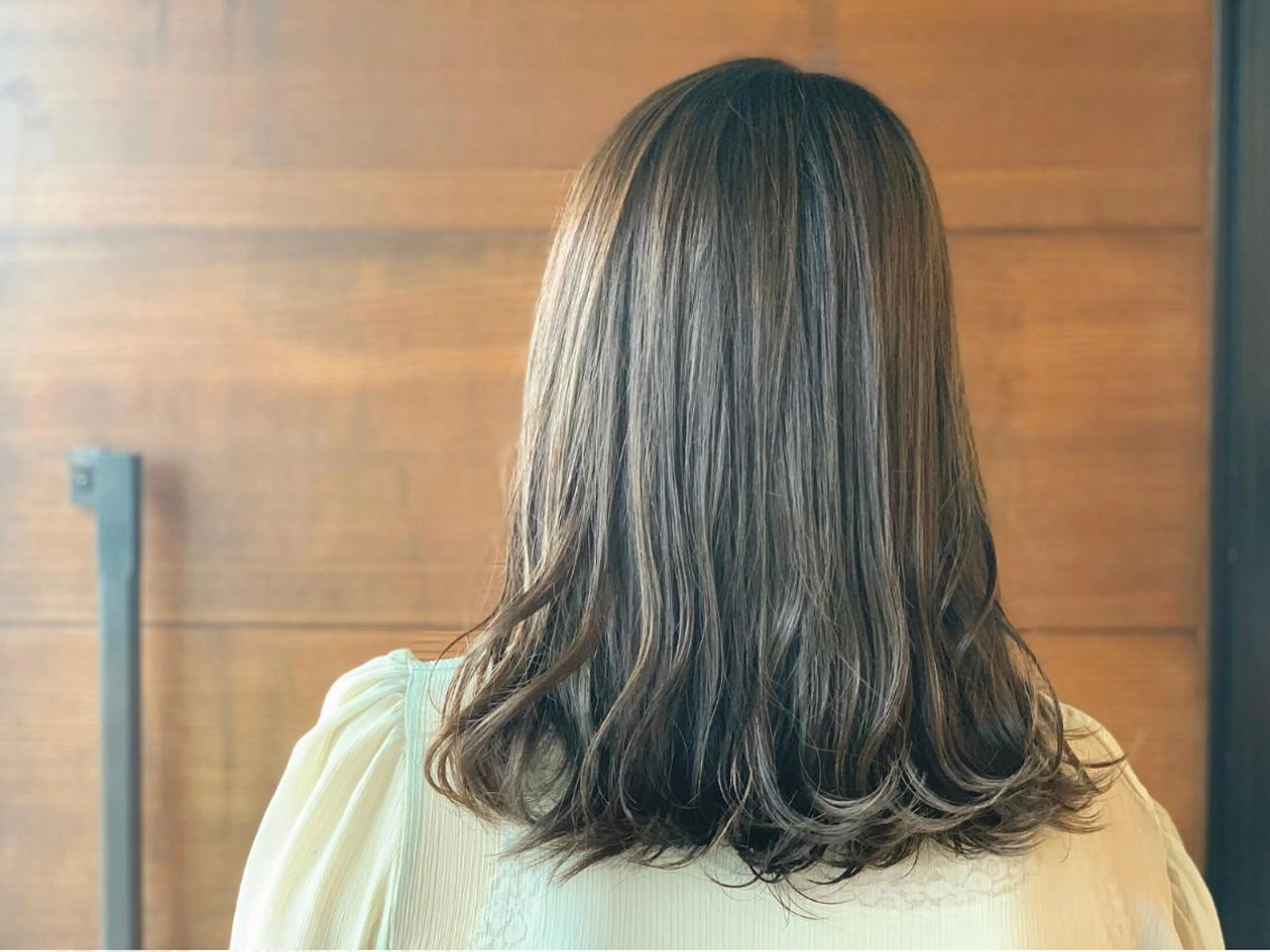 ミディアム カラー アッシュ 悠 亜のマツエク・マツパデザイン