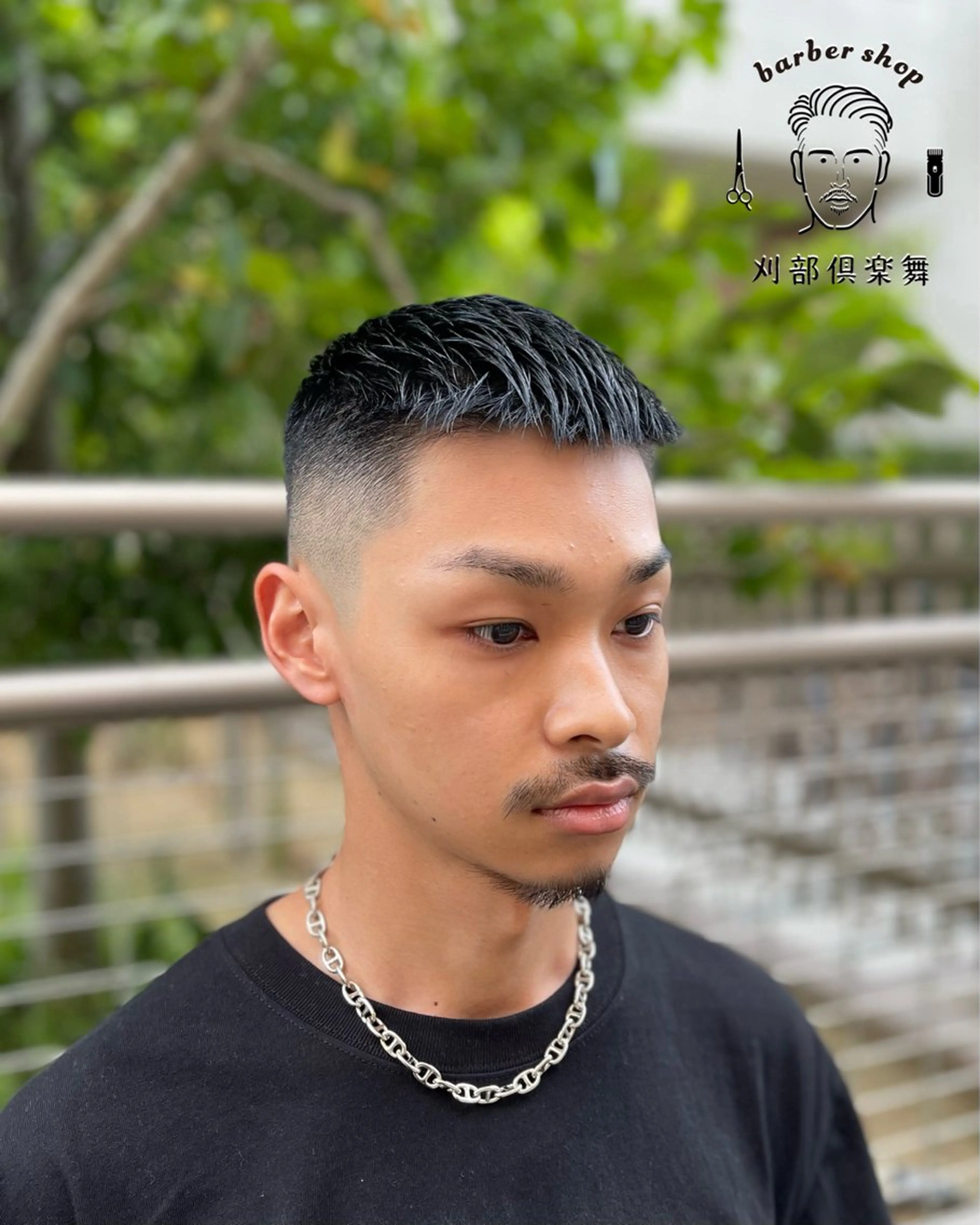 ショート 天王寺で1番人気の フェード師/大野尋哉のヘアスタイル