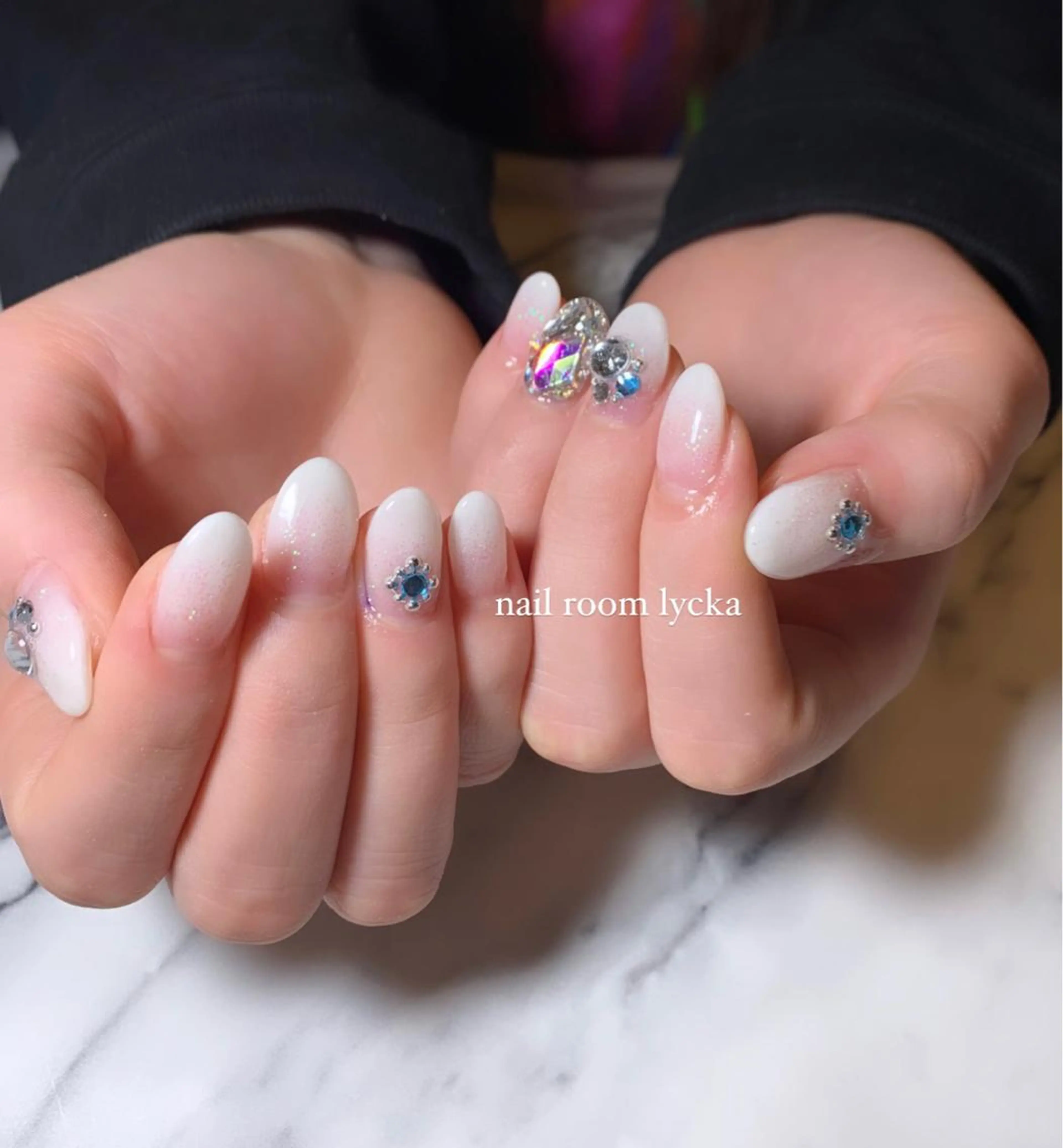 ネイル ﾈｲﾙﾙｰﾑﾘｯｶ 𝐦𝐚𝐲𝐮のネイルデザイン