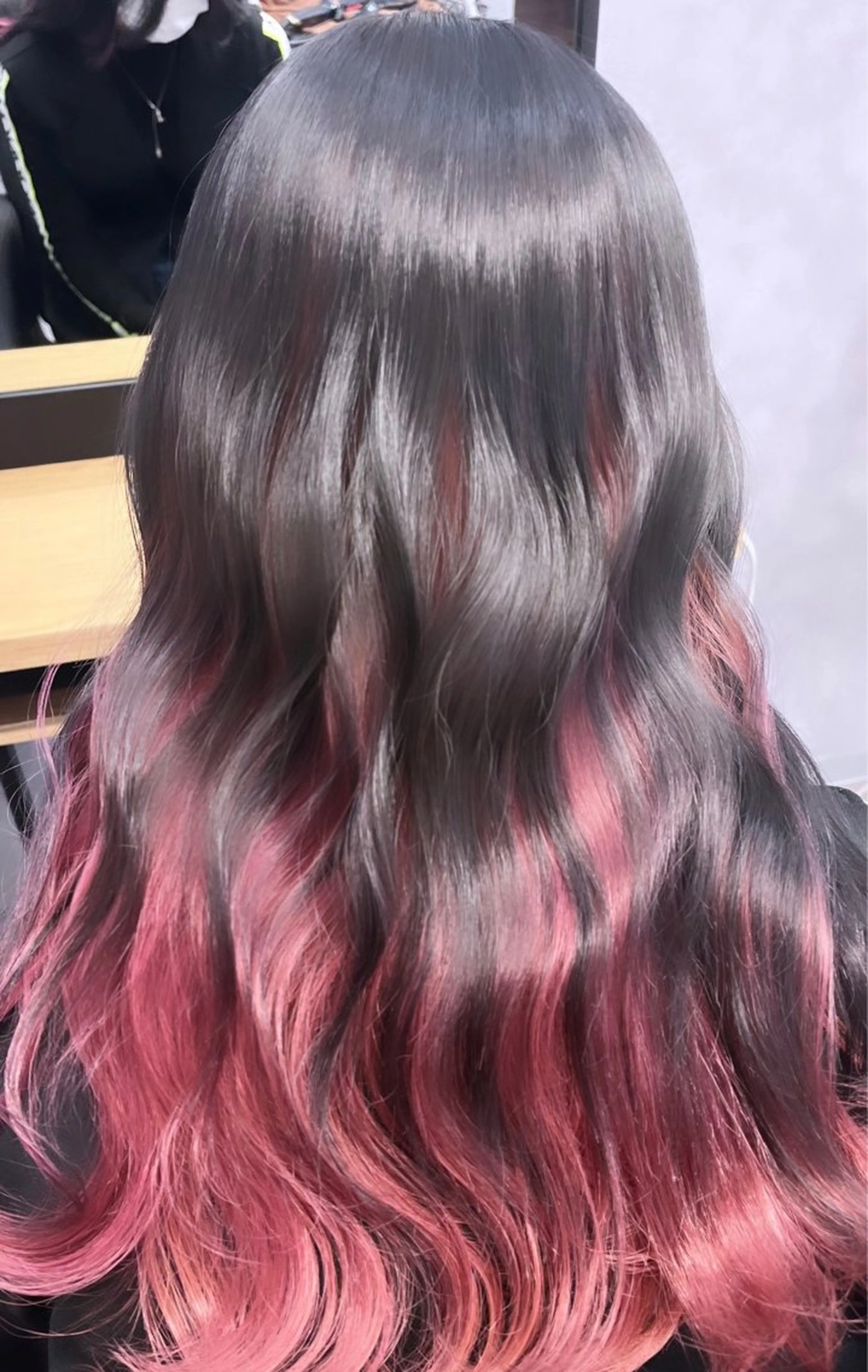 セミロング カラー ブルーカラー ブルージュ 透明感カラー ピンクカラー カット ヘアカラー 熊谷 有紗のヘアスタイル