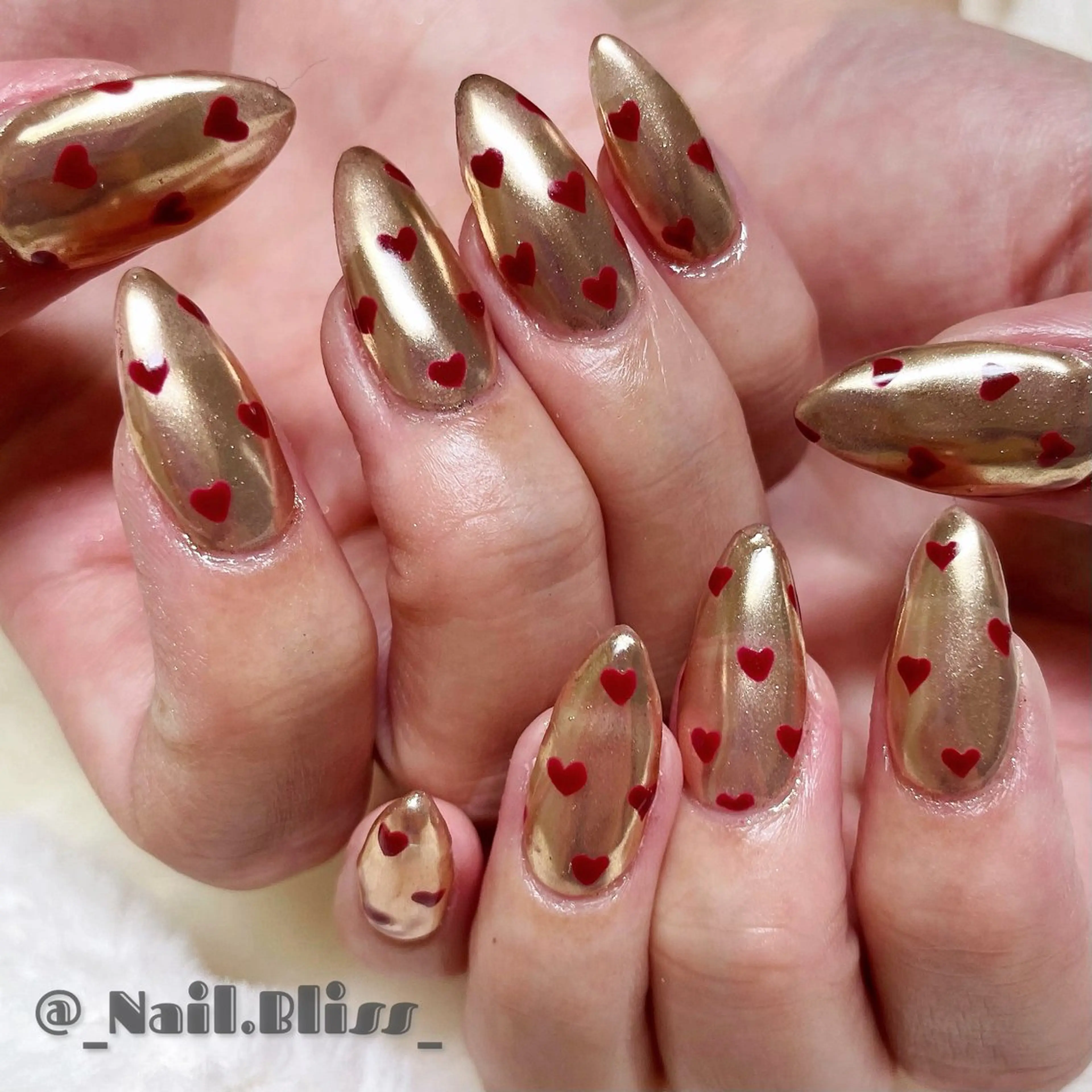 ネイル ハート ミラーネイル 持ち込み ハンドネイル NAIL BLISSのネイルデザイン