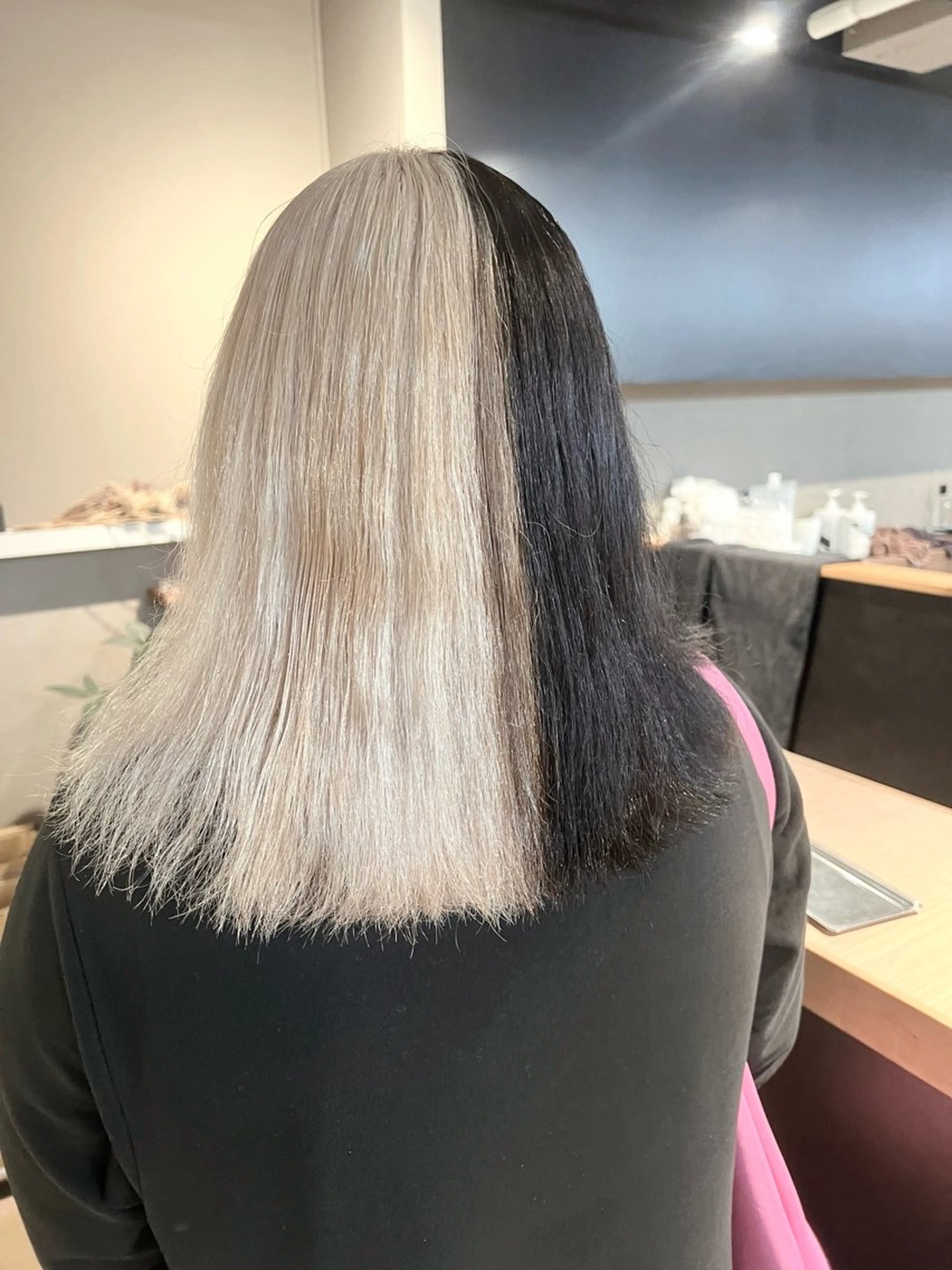 ロング カラー ブリーチ daiki 原宿のヘアスタイル