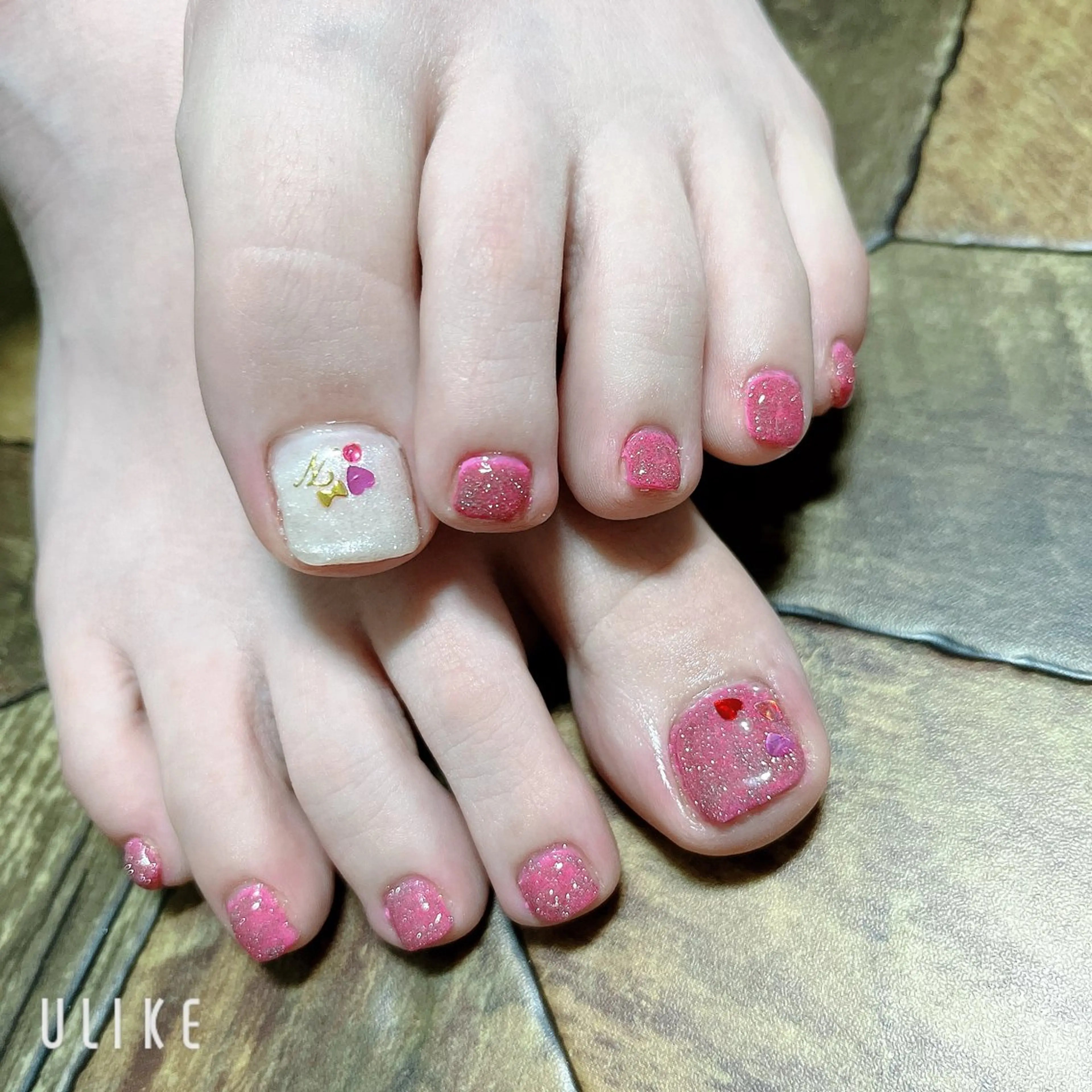 ネイル 杉山 千秋のネイルデザイン