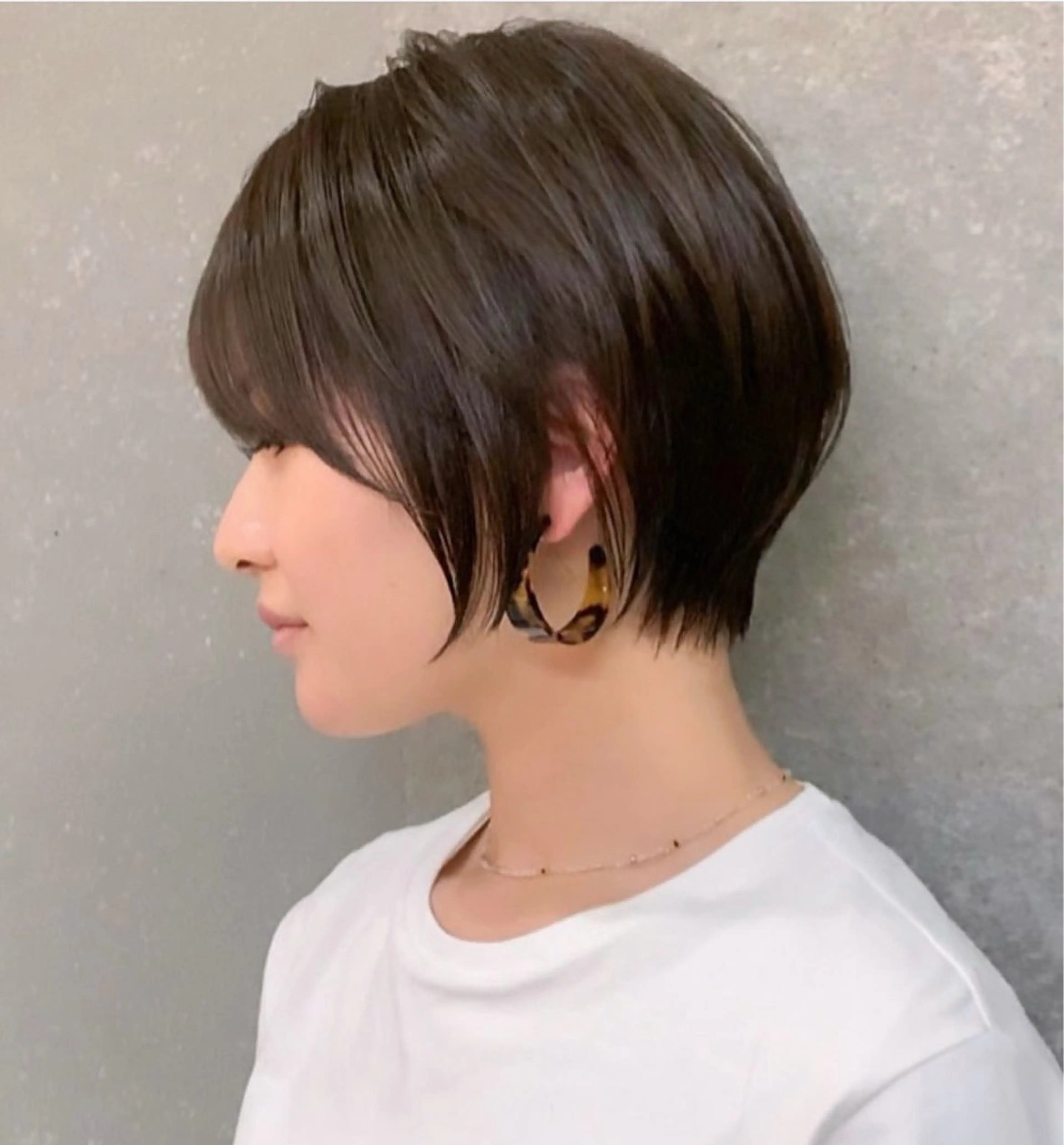 ショート くびれヘア ショートヘア カット トリートメント 縮毛矯正/髪質改善 /ボブ/ともきのヘアスタイル