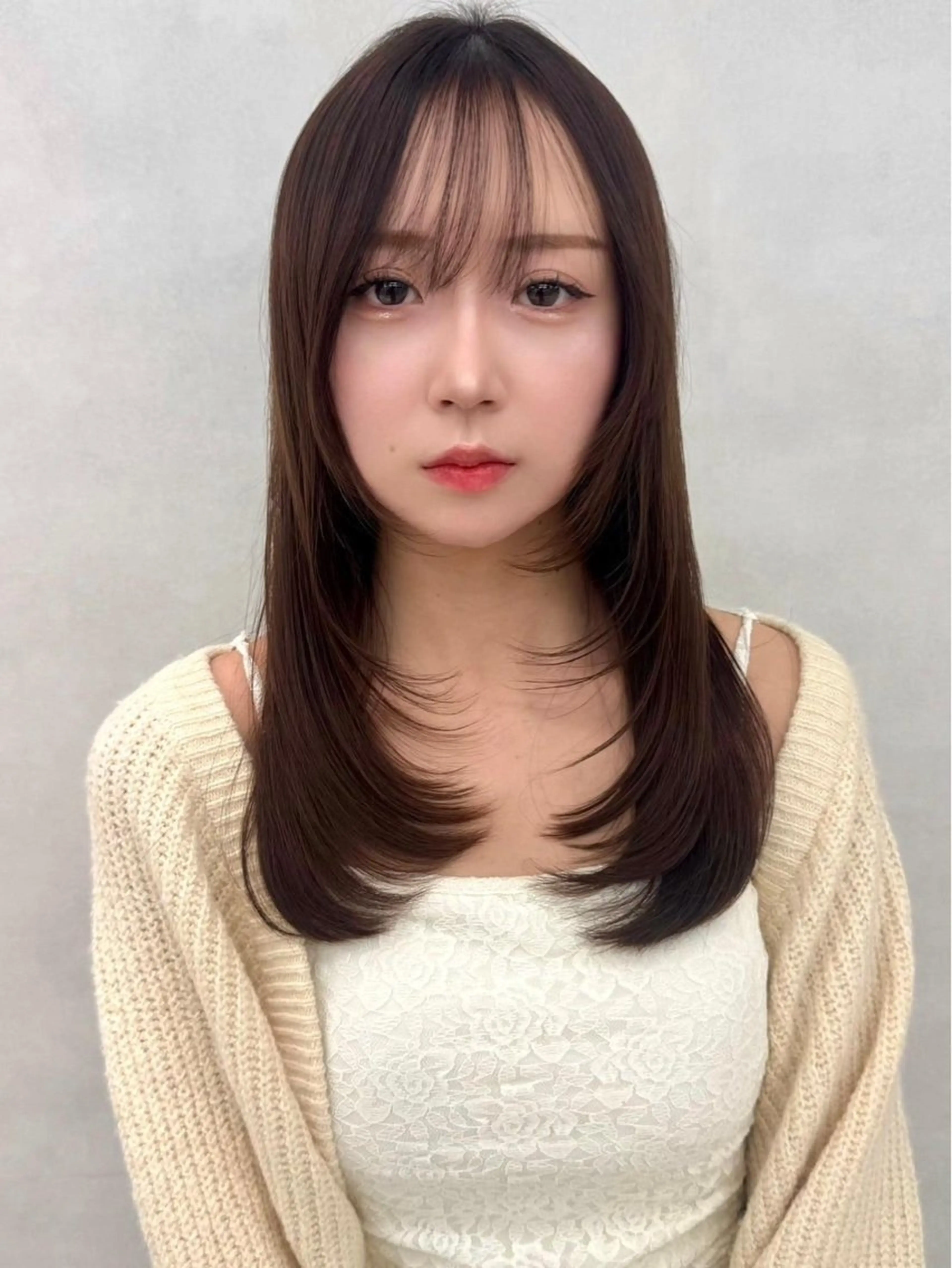 ロング カラー ヘアアレンジ 顔周りカット 韓国風ヘア レイヤーカット 小顔カット ✨レイヤー/ 透明感カラー✨冨永剛のヘアスタイル