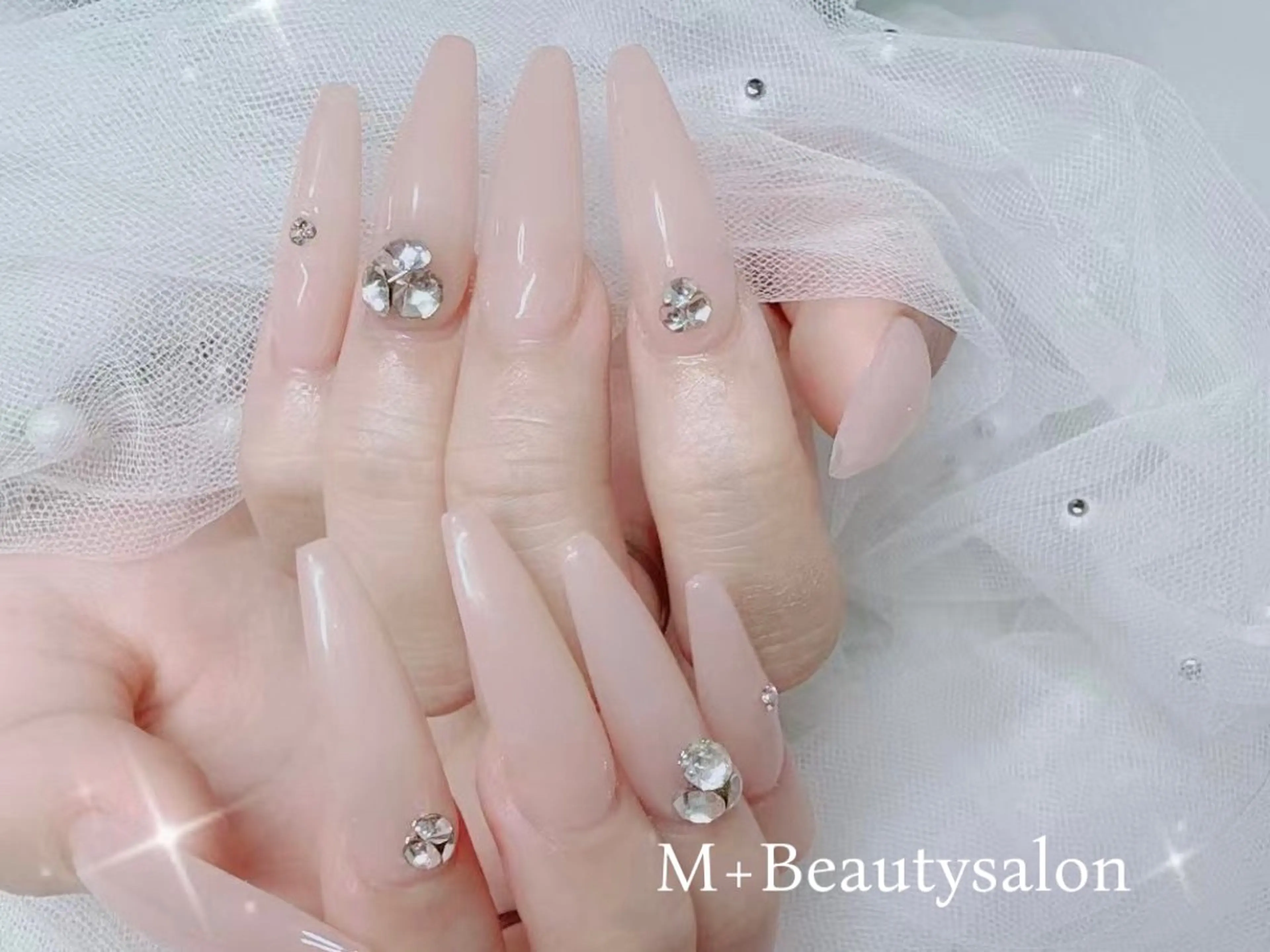 ネイル M+Nail 池袋のネイルデザイン