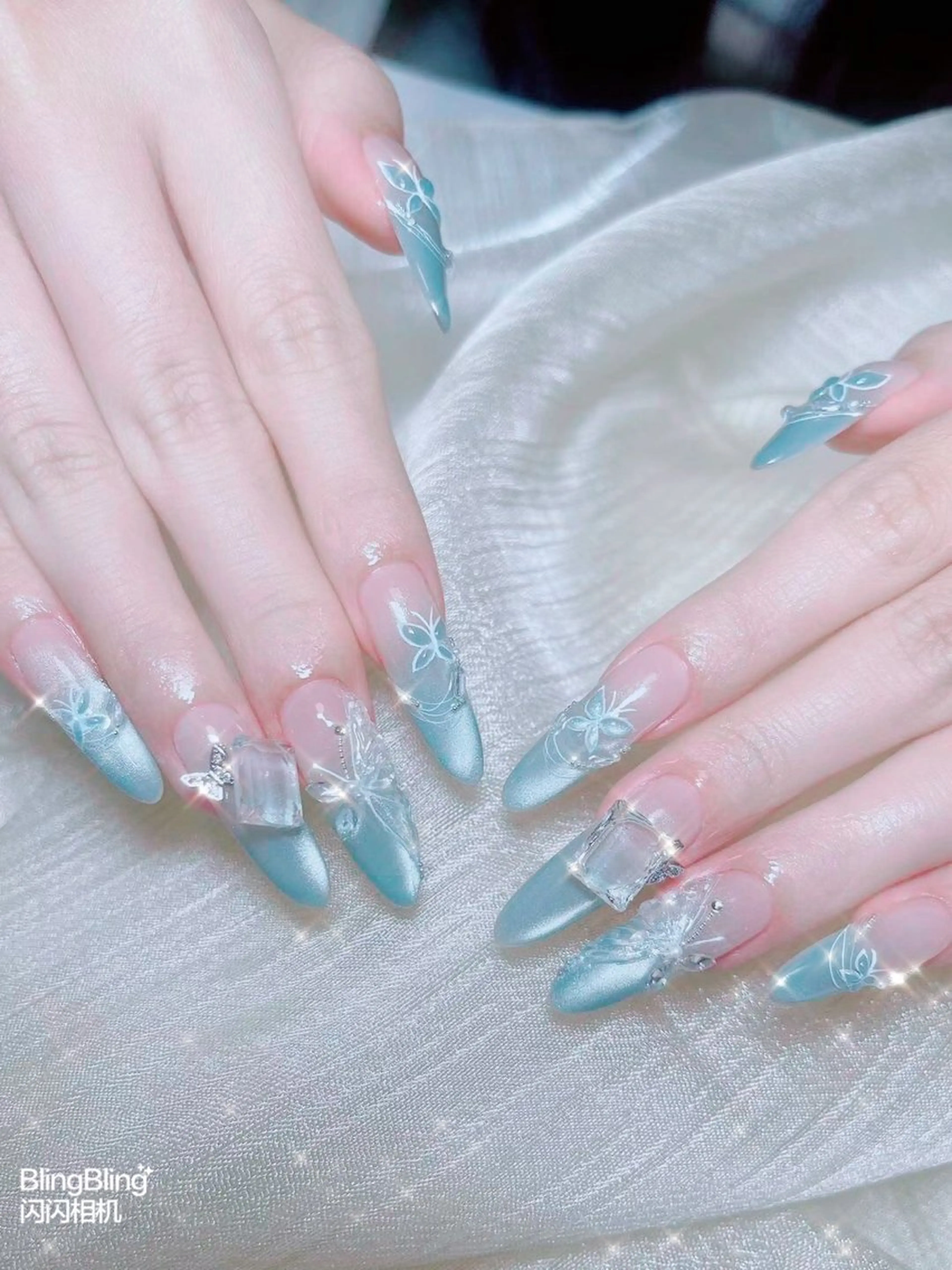 ネイル ハンドネイル ハンドケア Zz nail salonのネイルデザイン