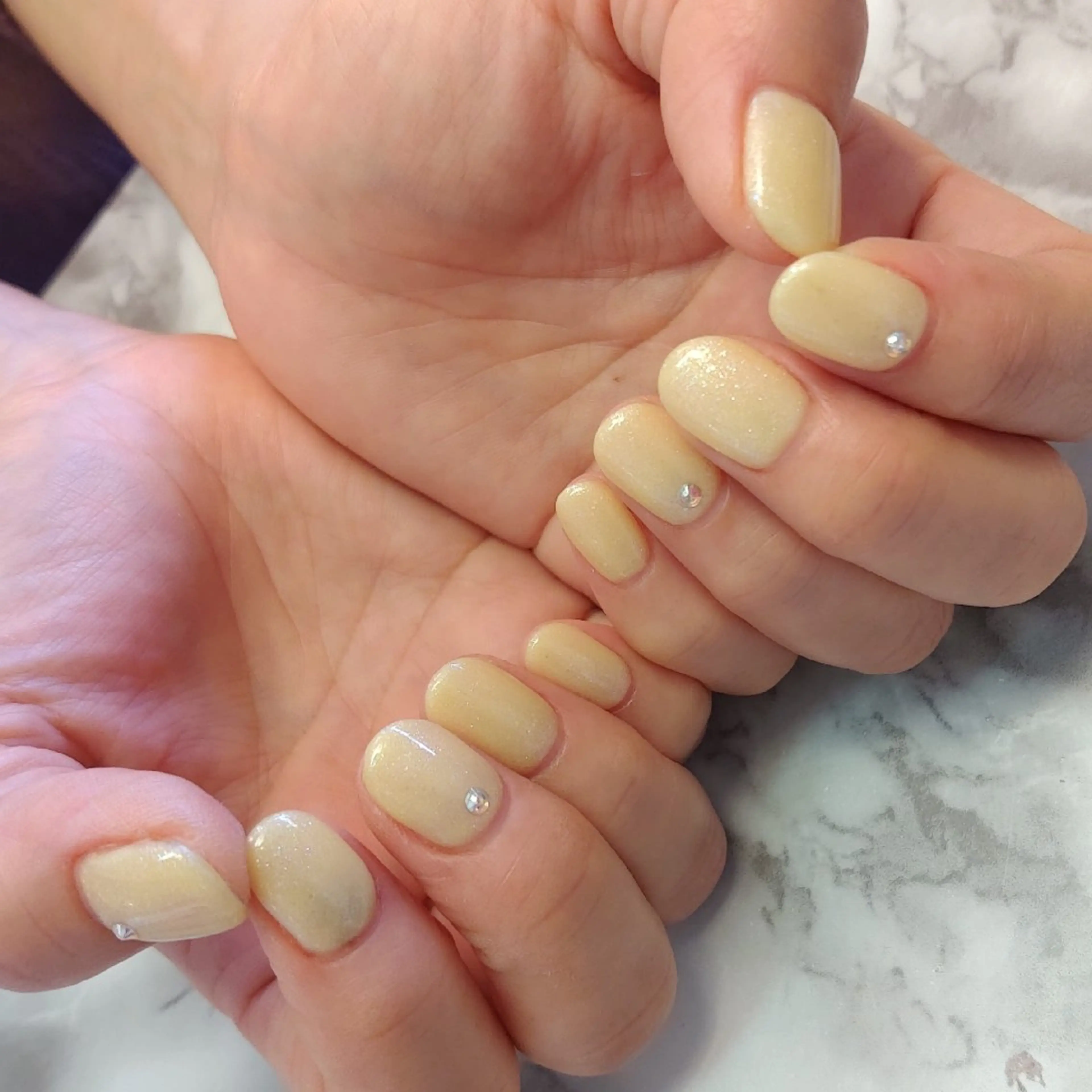 ネイル シンプルネイル ジェヌインネイル 河内のネイルデザイン