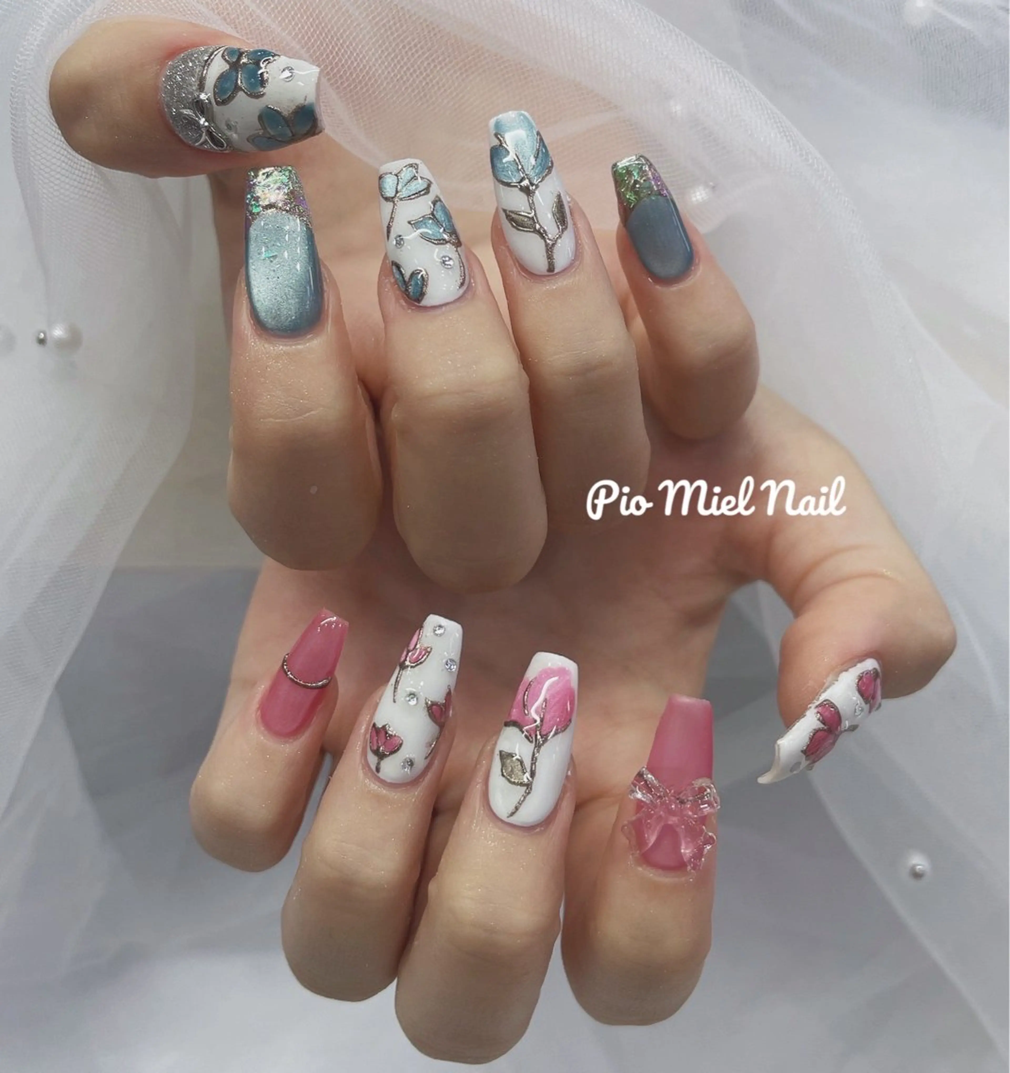 ミディアム 韓国風ヘア ハンドネイル momo 長さだしのネイルデザイン