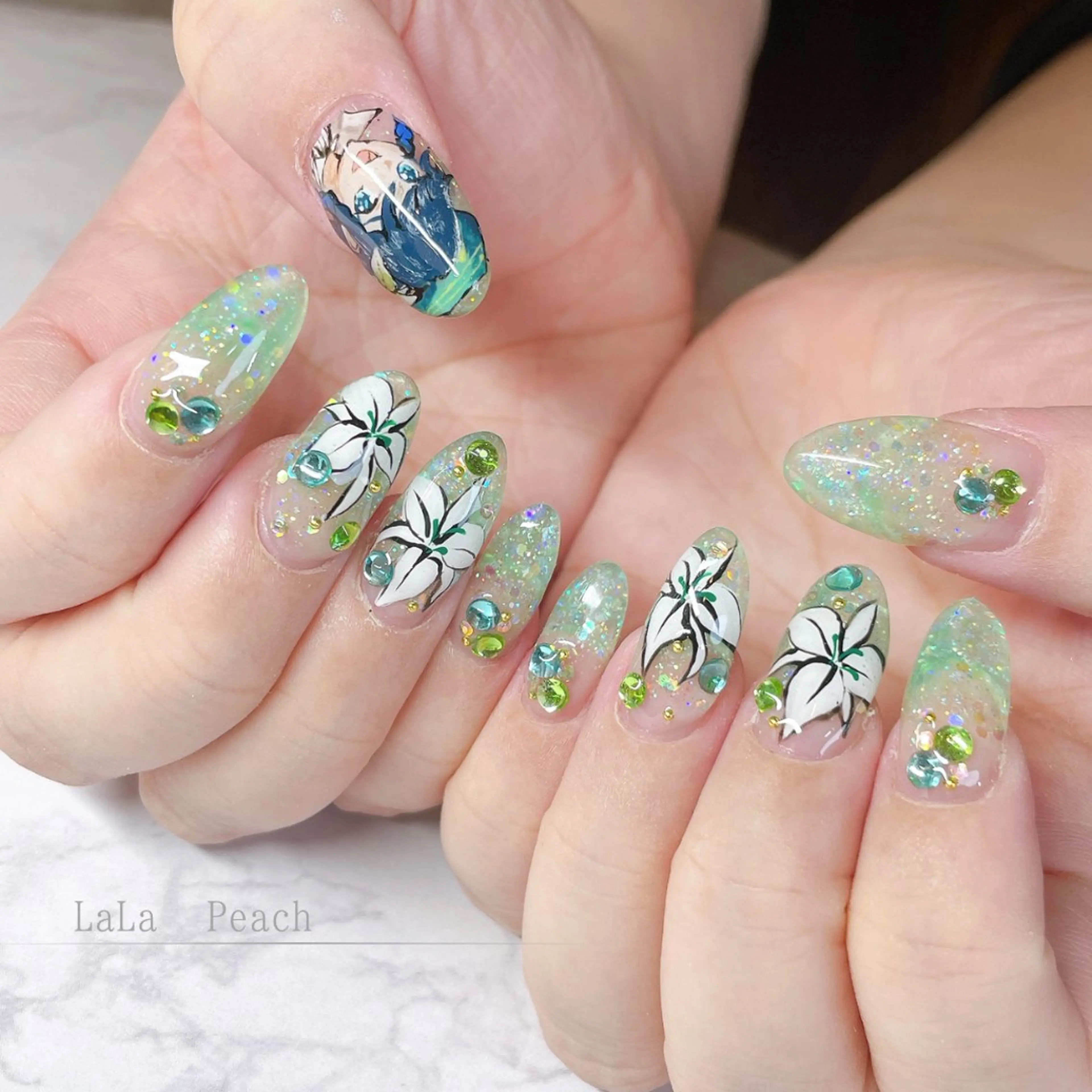 ネイル アートネイル グラデーション スカルプネイル ハンドネイル LaLa Peach 福岡のマツエク・マツパデザイン