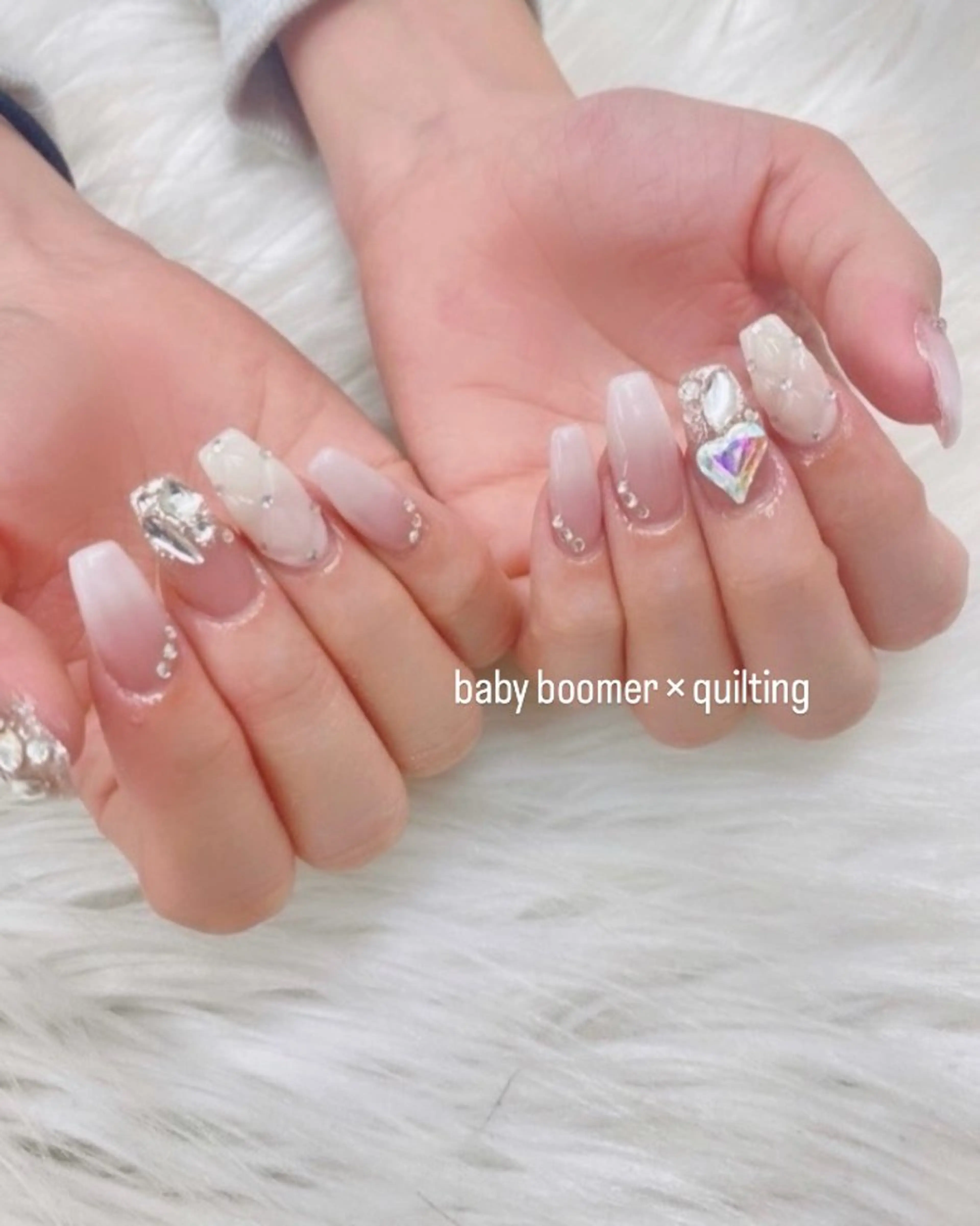 【初回オフ無料】パラジェル使用＊画像持ち込みOK！こだわりデザインアート放題コース　韓国/ワンホン/フィルインの写真