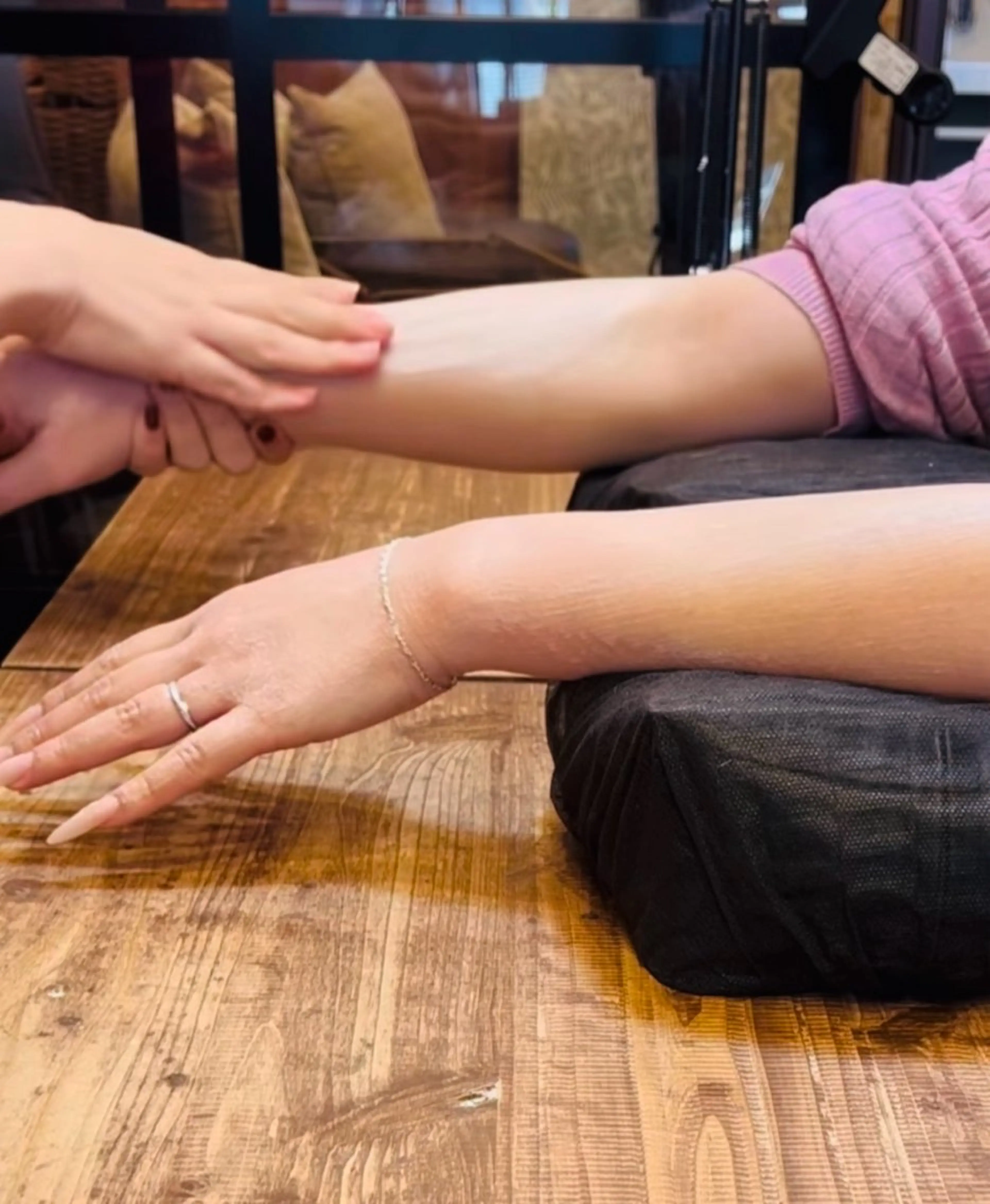 【HAND】肘下 ハンドパックコース🖐️✨気になるくすみや乾燥に🍂 【care】の写真