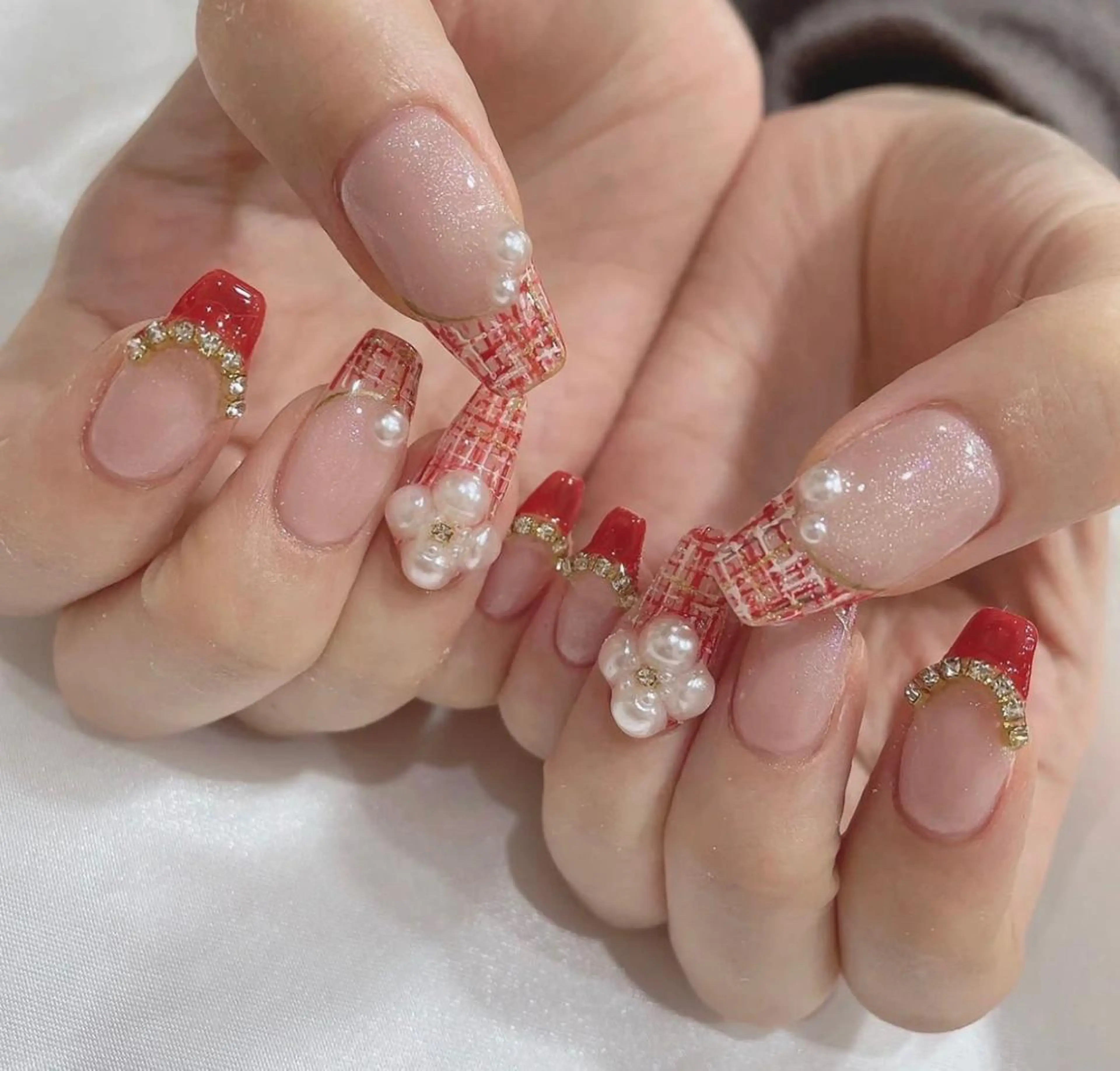 ロング カラー ネイル Q Free nailsのネイルデザイン