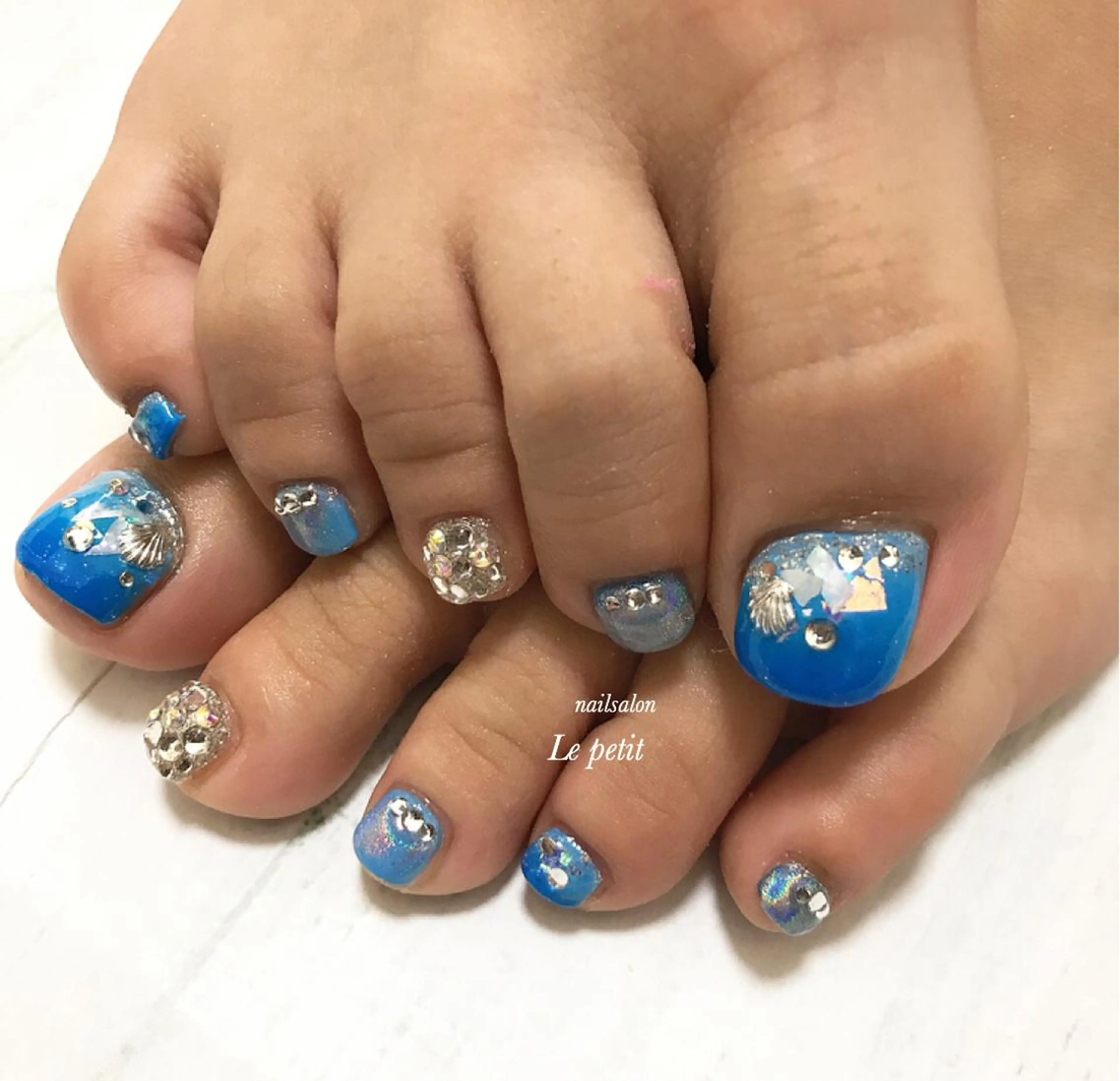 ネイル 石野 広佳のネイルデザイン