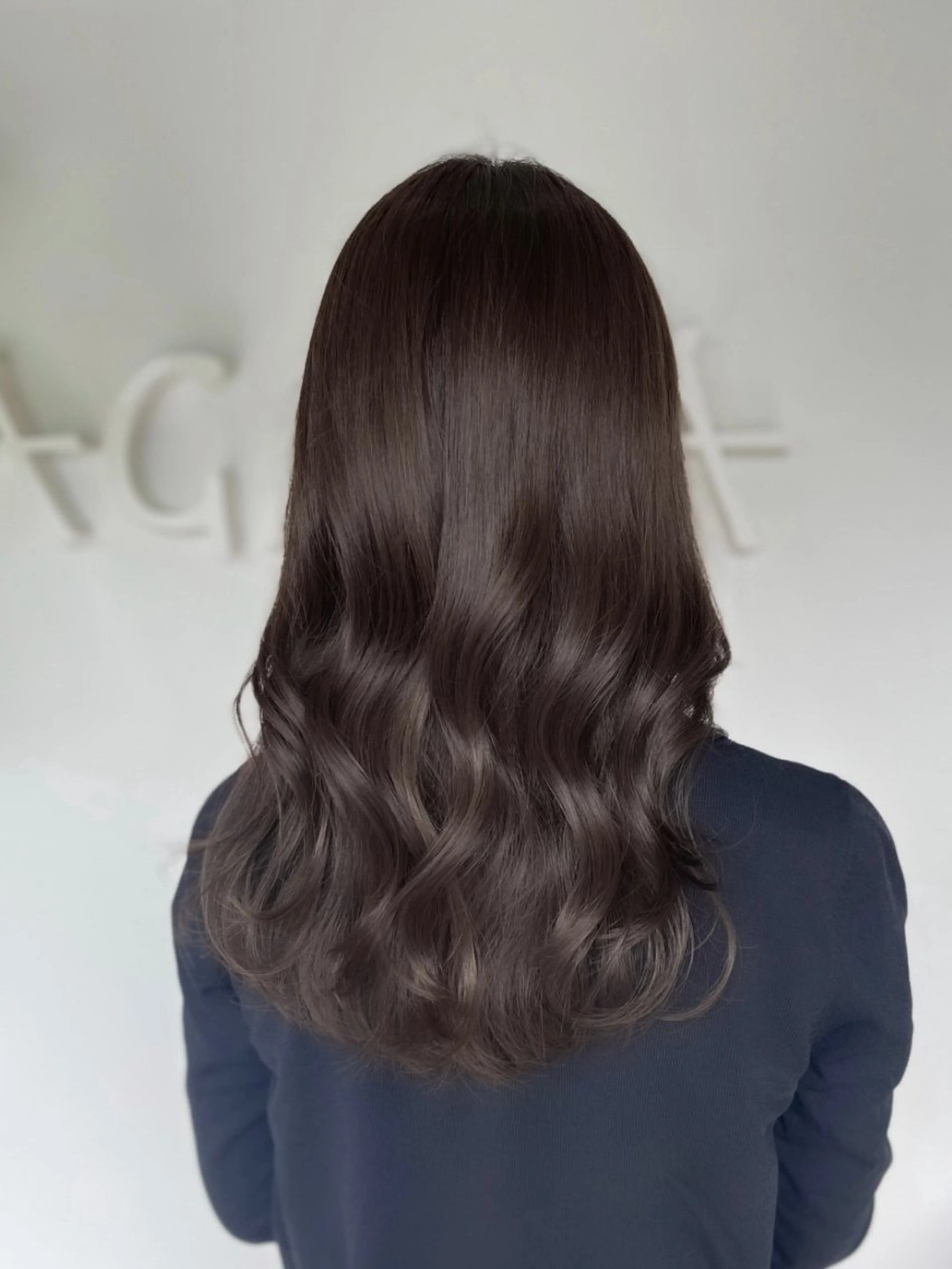 ロング カラー ブラウンカラー オリーブブラウン カット ヘアカラー トリートメント 透明感カラー／ 艶感カラー／RAMUのヘアスタイル