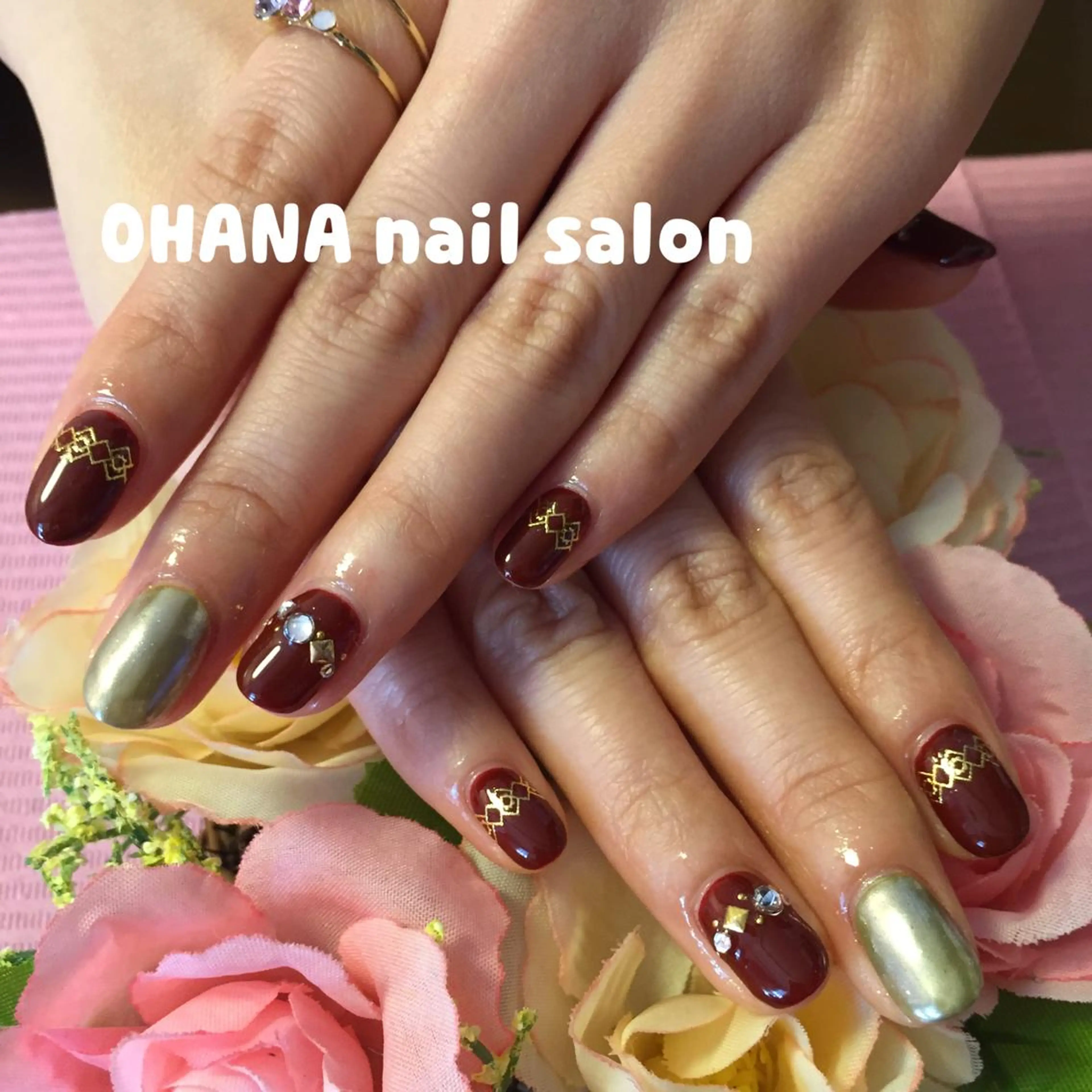 ネイル ボルドー 成人式 ミラーネイル シンプルネイル ストーンネイル 那覇🏝️台湾人 ネイリストSHIUのネイルデザイン