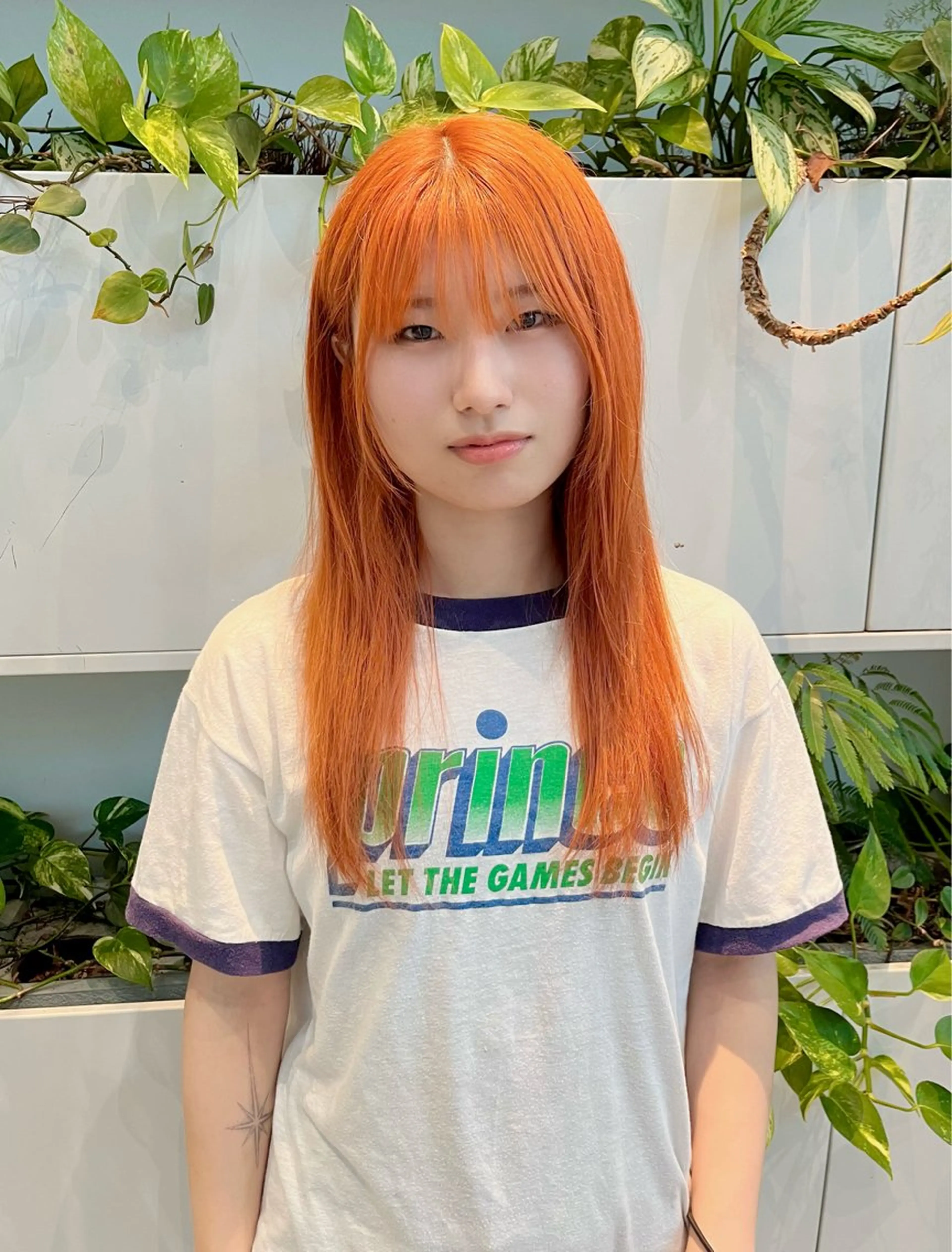 セミロング カラー ブリーチ つぼみ/パーマ ／レイヤー／ボブのヘアスタイル