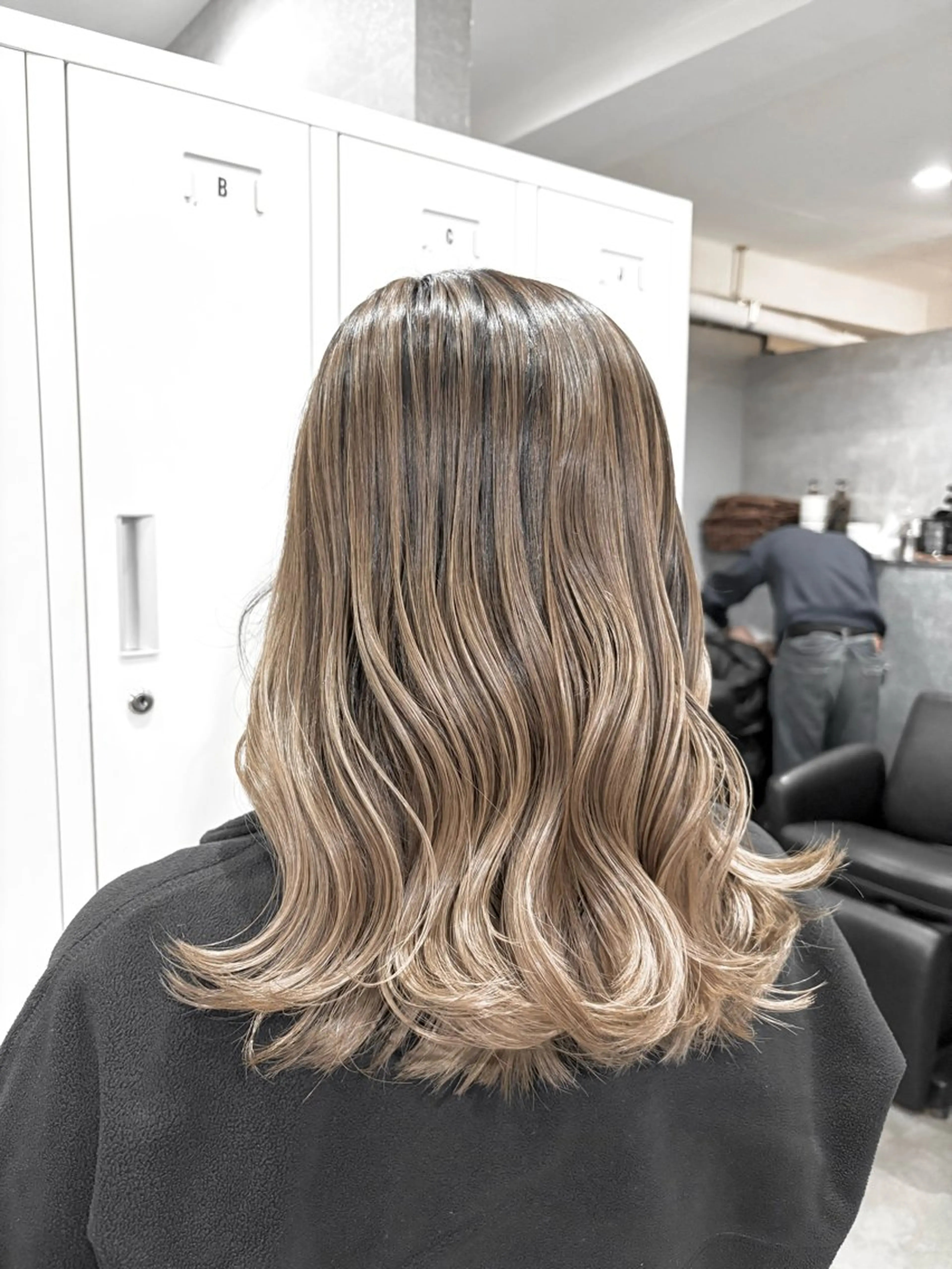 ミディアム ヘアカラー 'oli所属・🎀朝8時から🎀 HIKARIのヘアスタイル