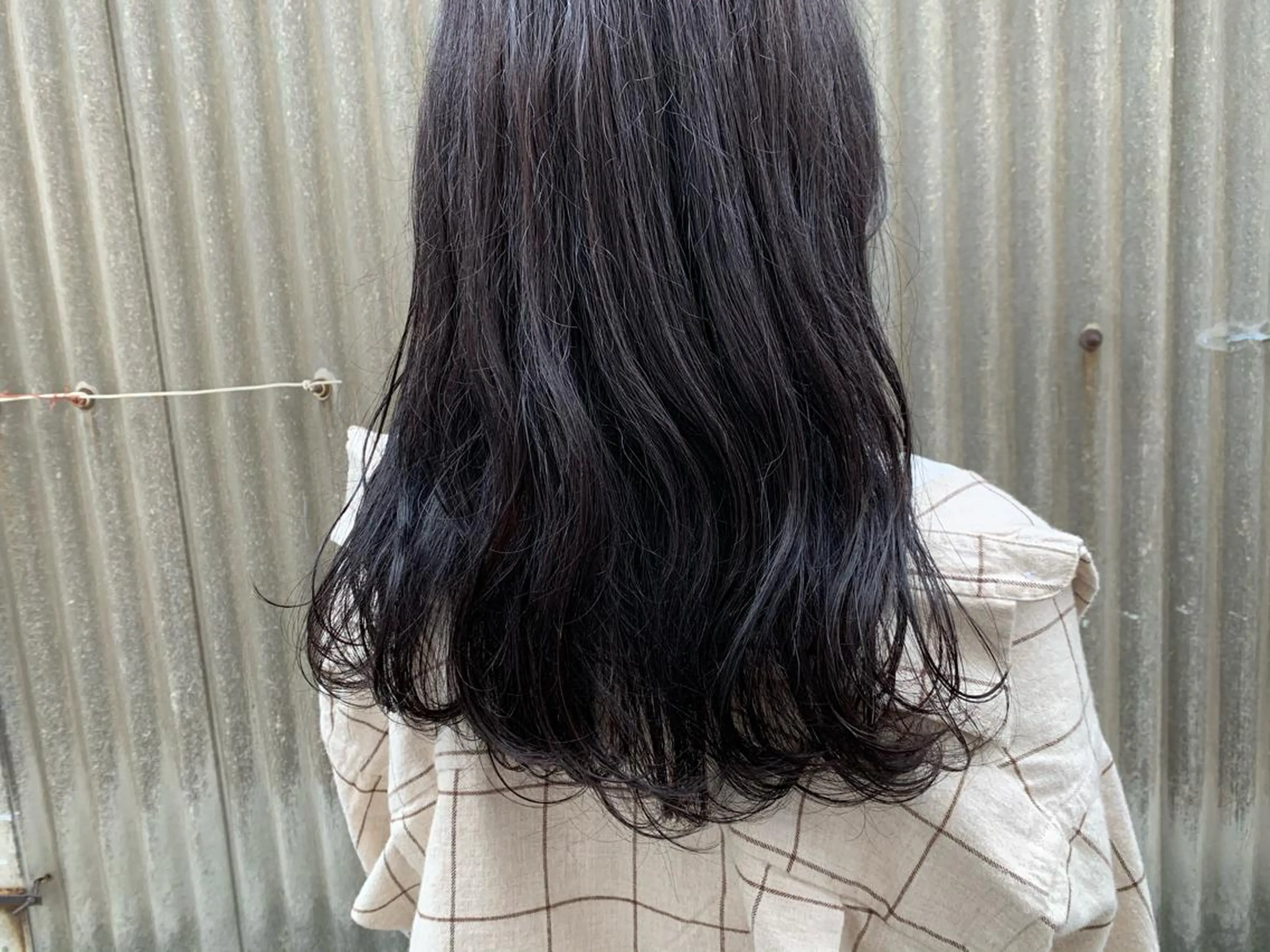 ロング レイヤーカット 野々村 朋美のヘアスタイル