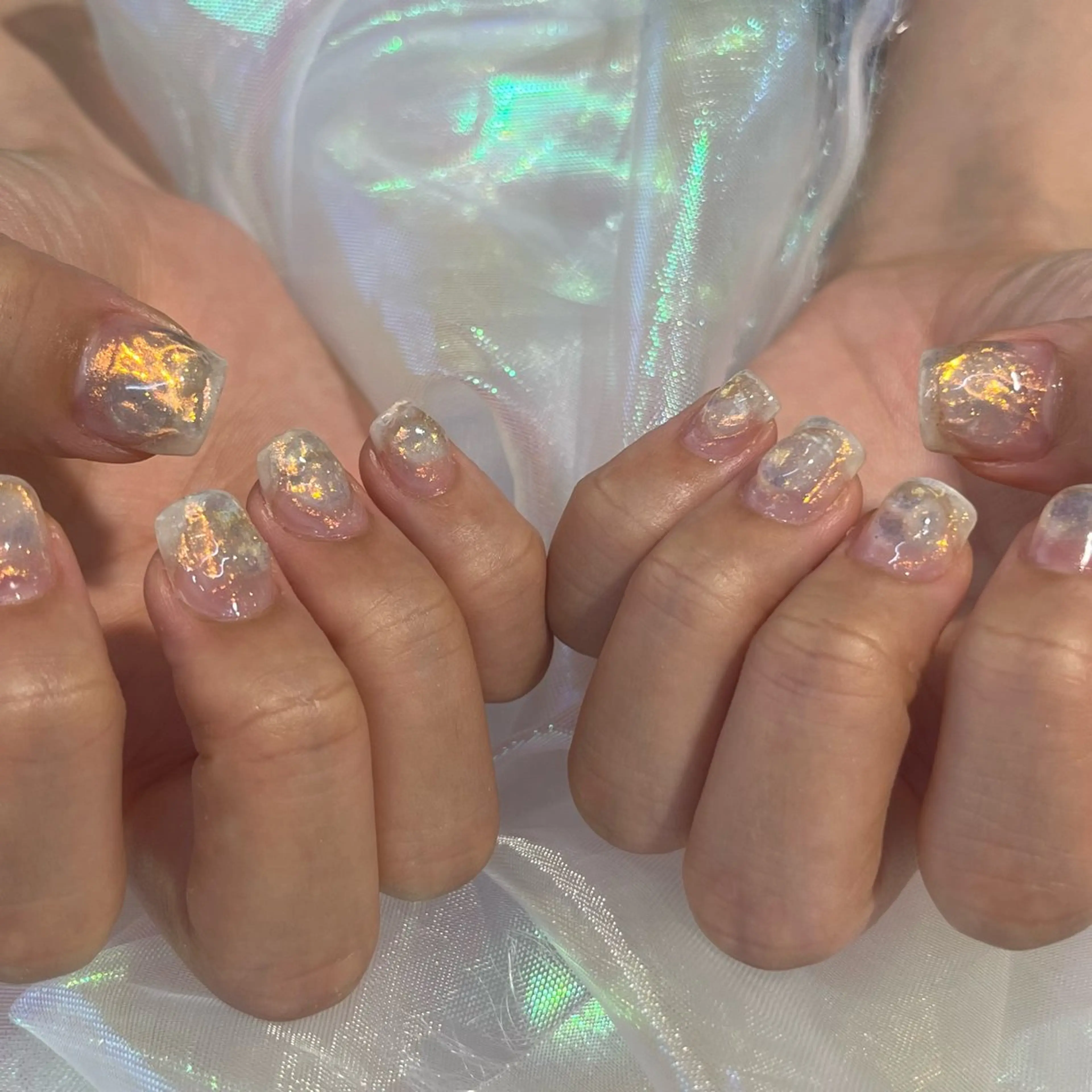 ネイル オーロラネイル 渡邊 あかりのネイルデザイン