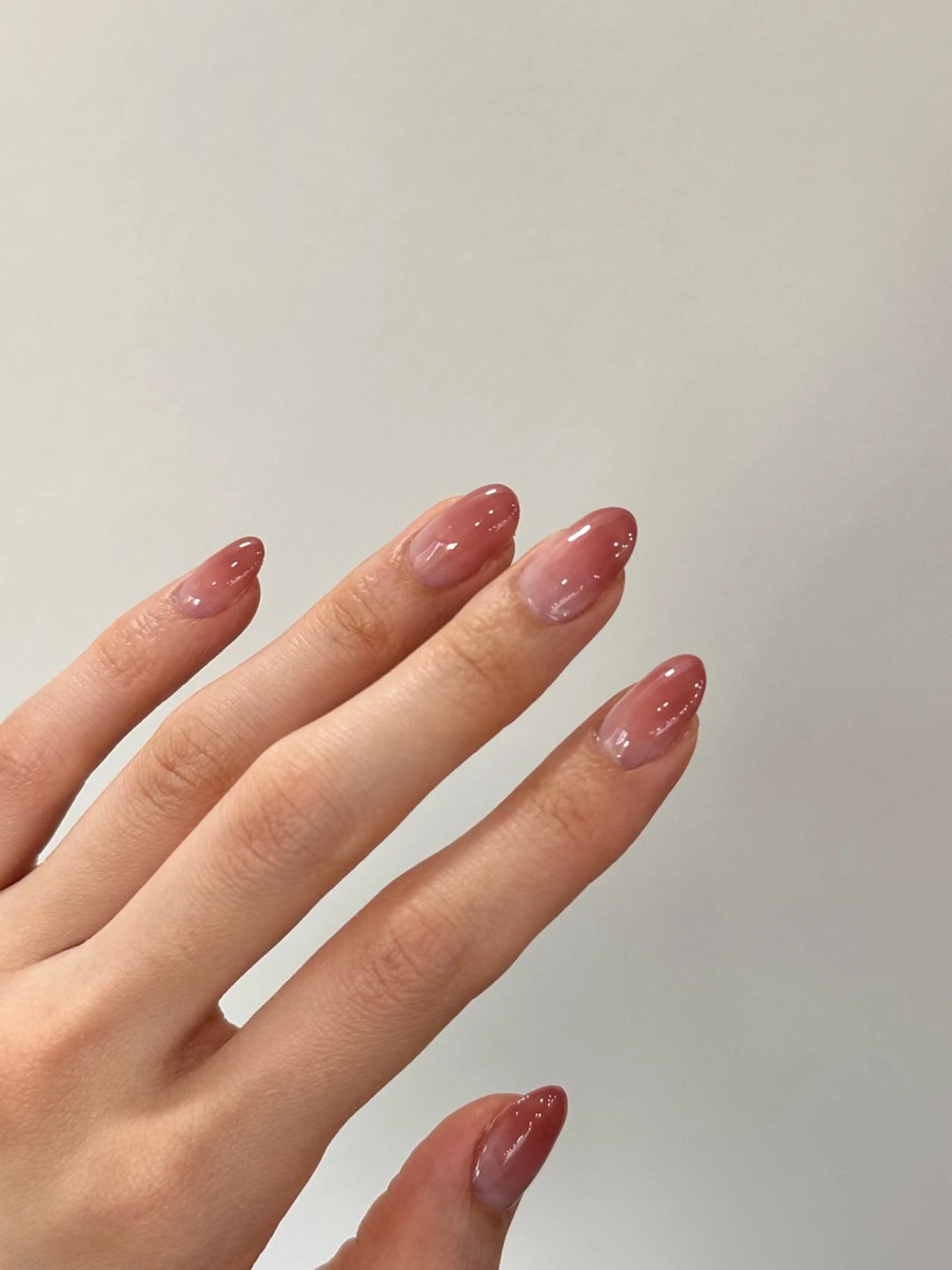 グラデーションネイル（オフなし） ※クリアベースの写真