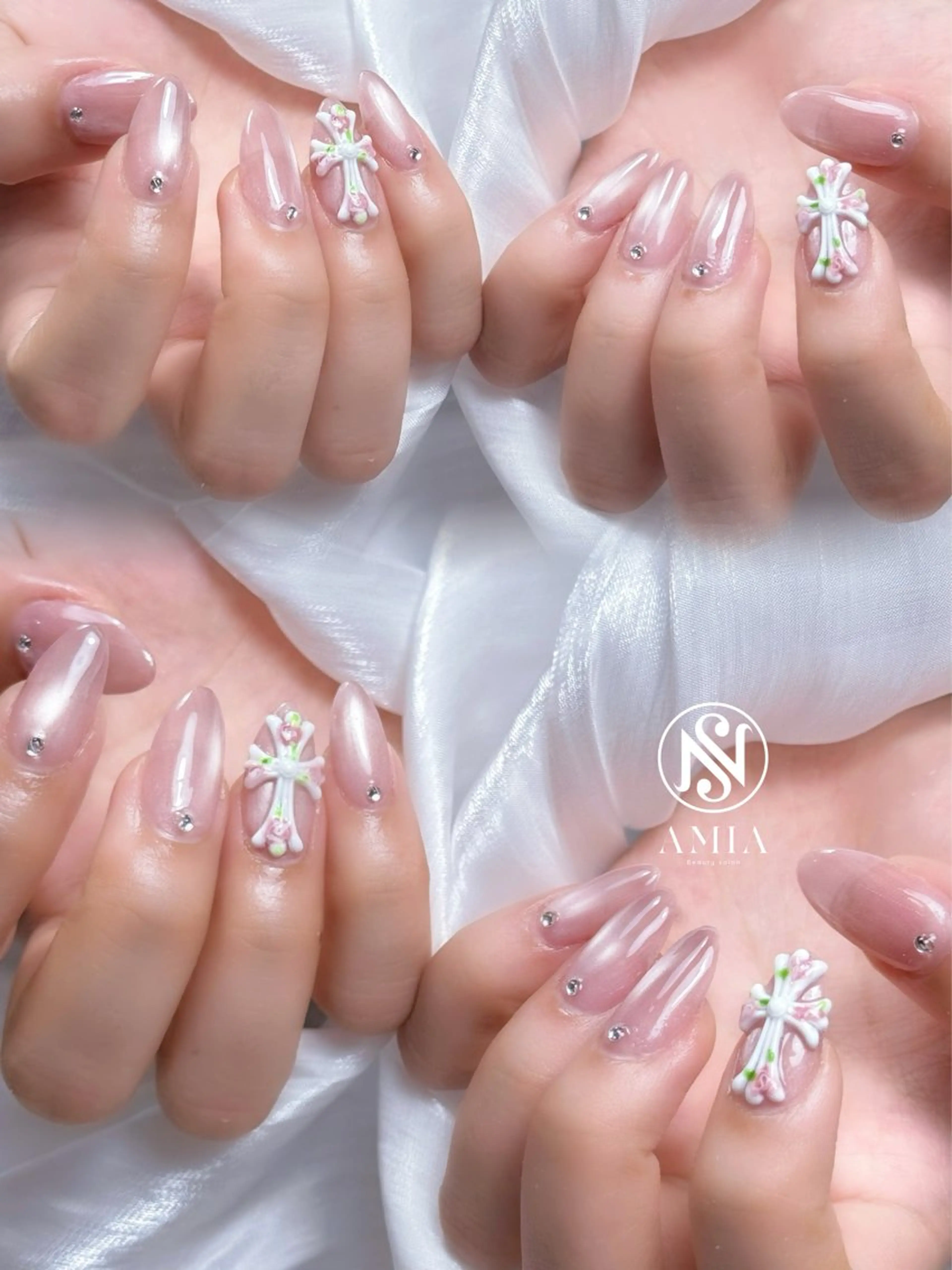 セミロング ハンドネイル AMIA BEAUTY SALON所属・🌟AMIA BEAUTY🌟のネイルデザイン