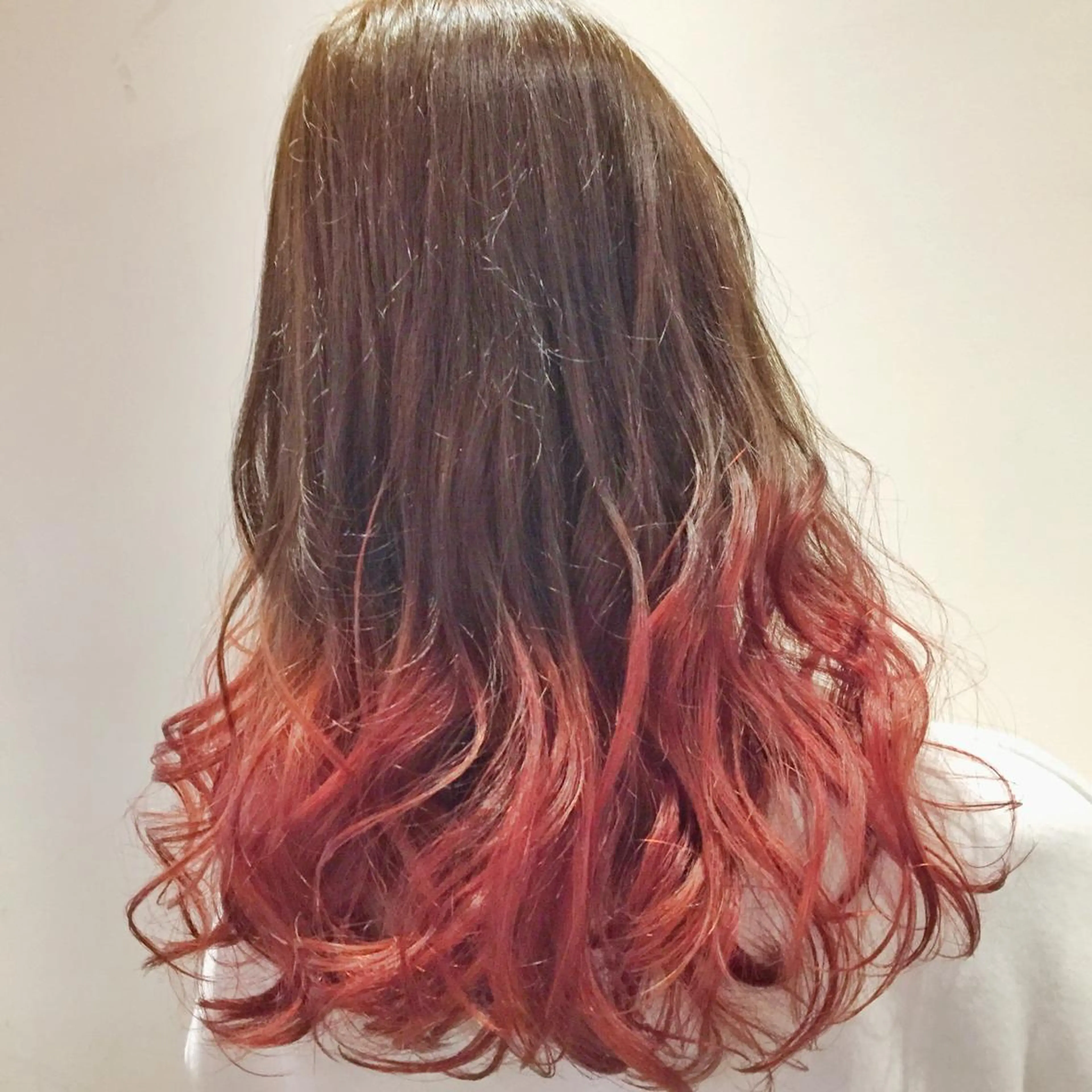 セミロング カラー ブリーチ グラデーションカラー ピンクカラー ◇おの あすか◇のヘアスタイル