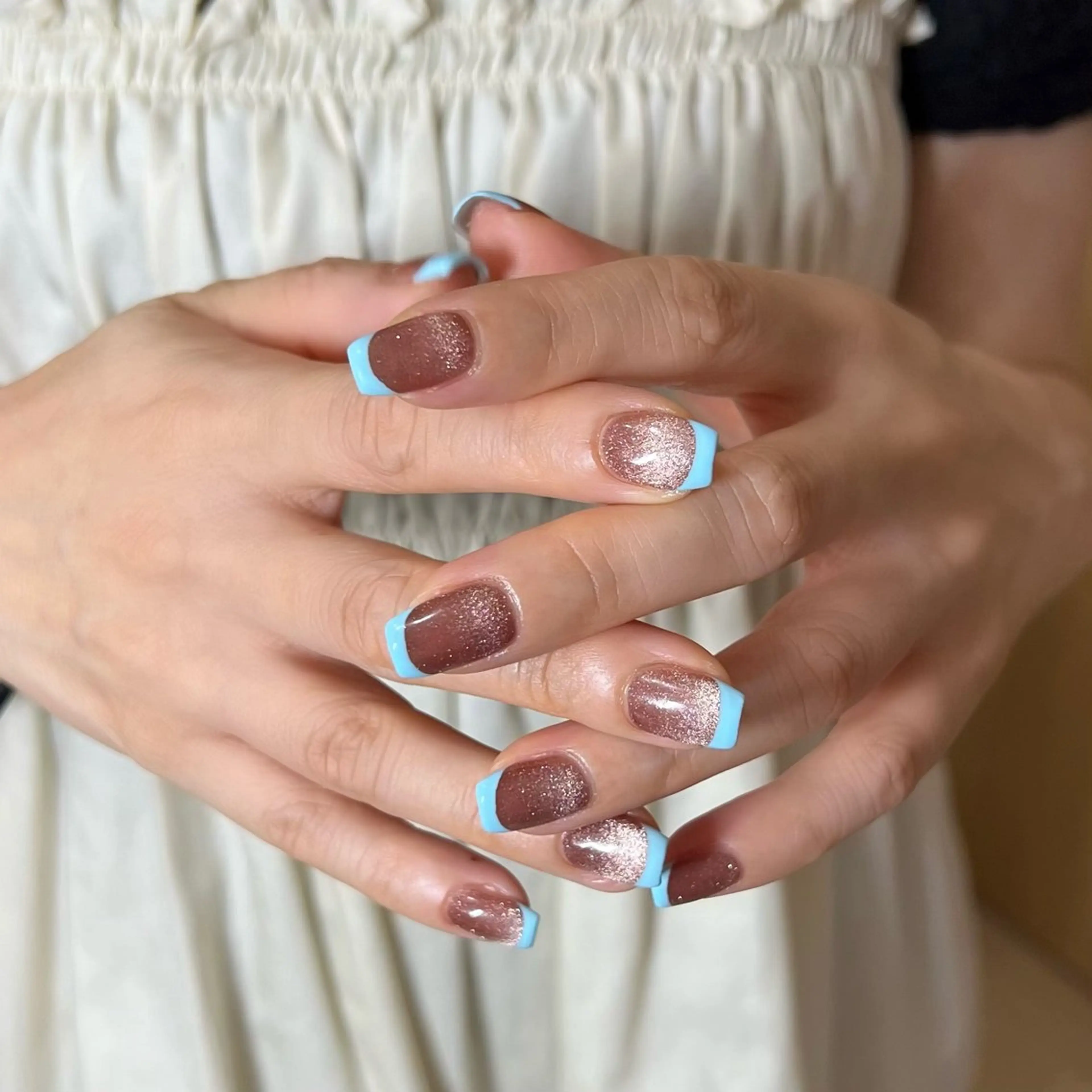 ネイル フレンチネイル マグネットネイル Momoka ネイリスト福岡/薬院のネイルデザイン