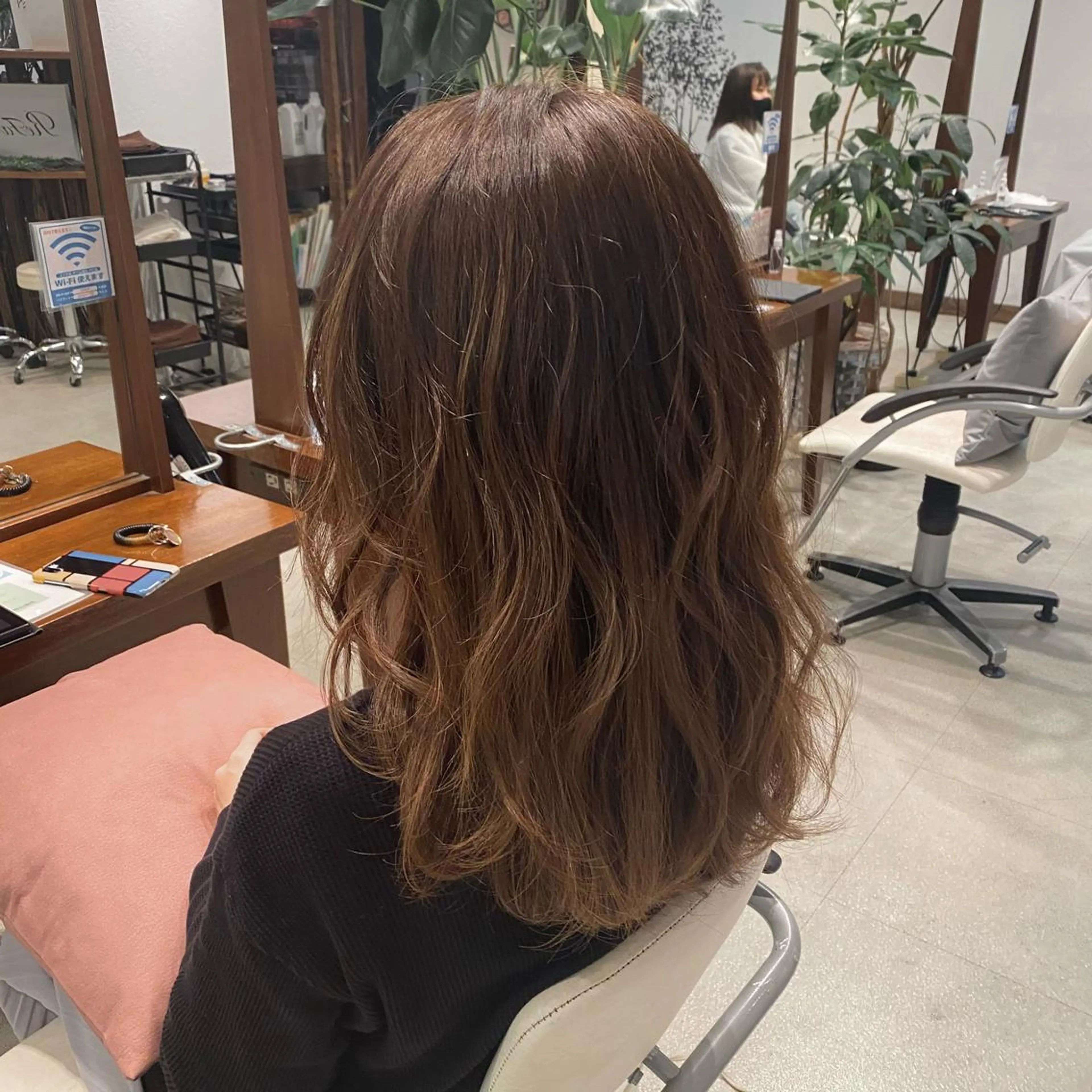 ロング カラー 黒川 結希のヘアスタイル