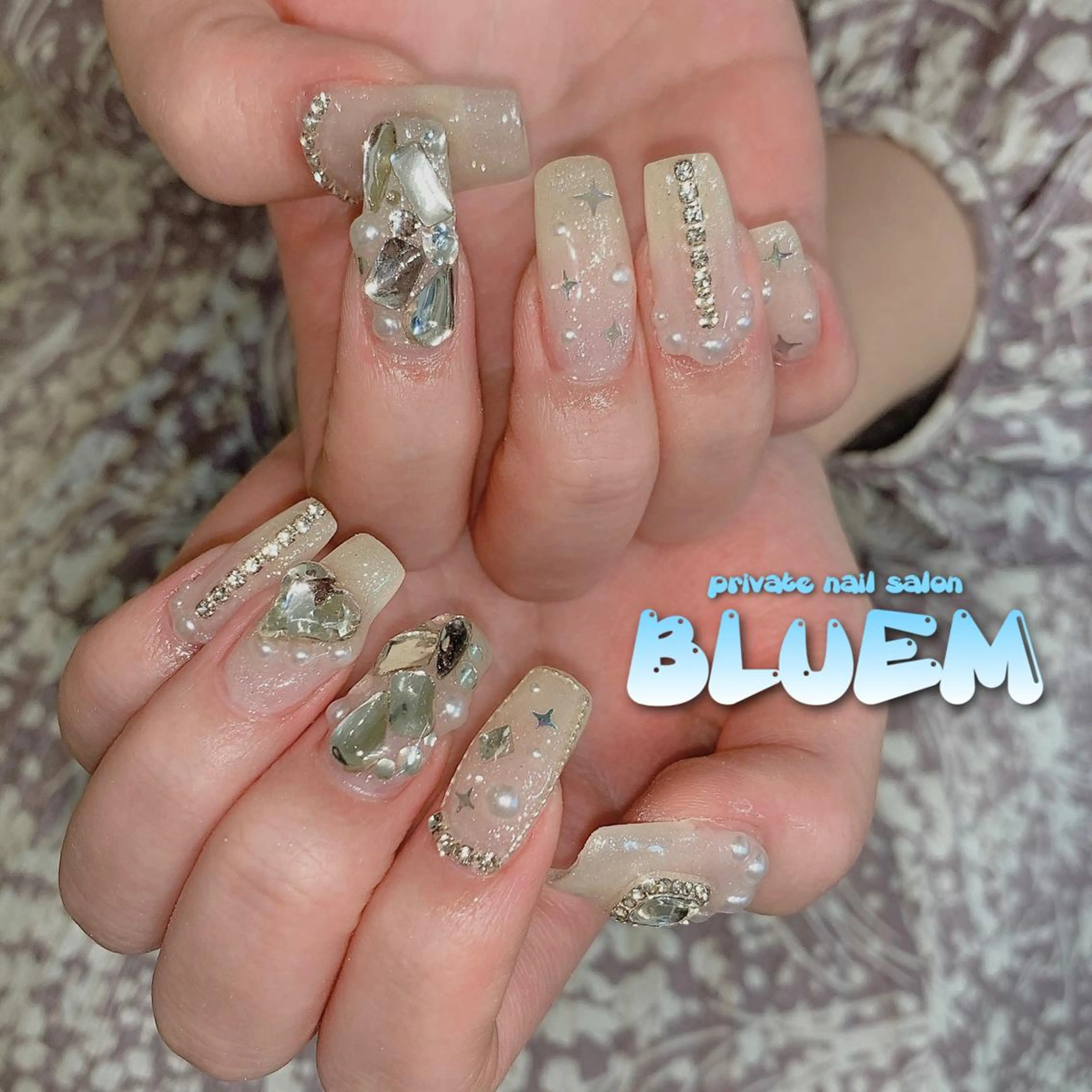 ネイル ハンドネイル BLUEM なな🐶のネイルデザイン