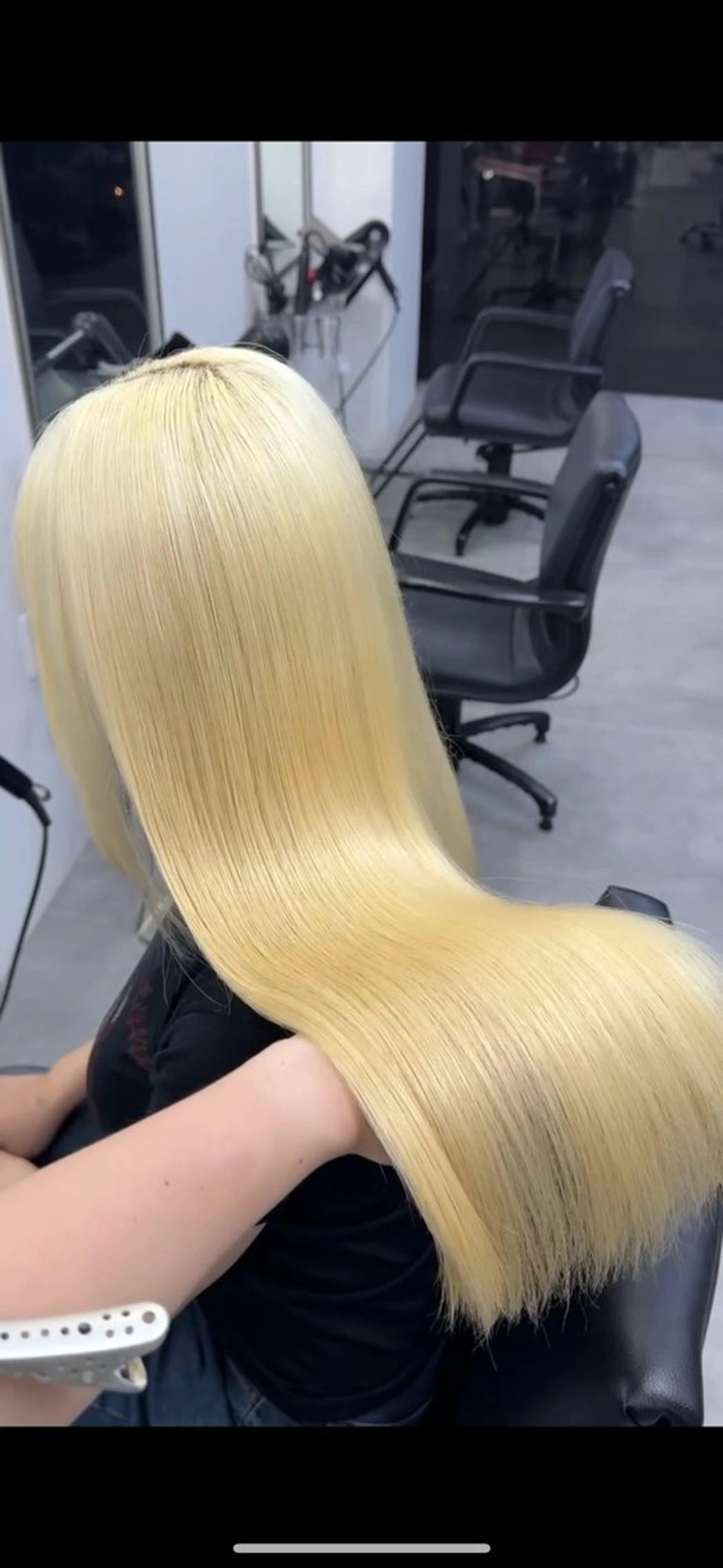 全頭2ブリーチ+1カラーの写真