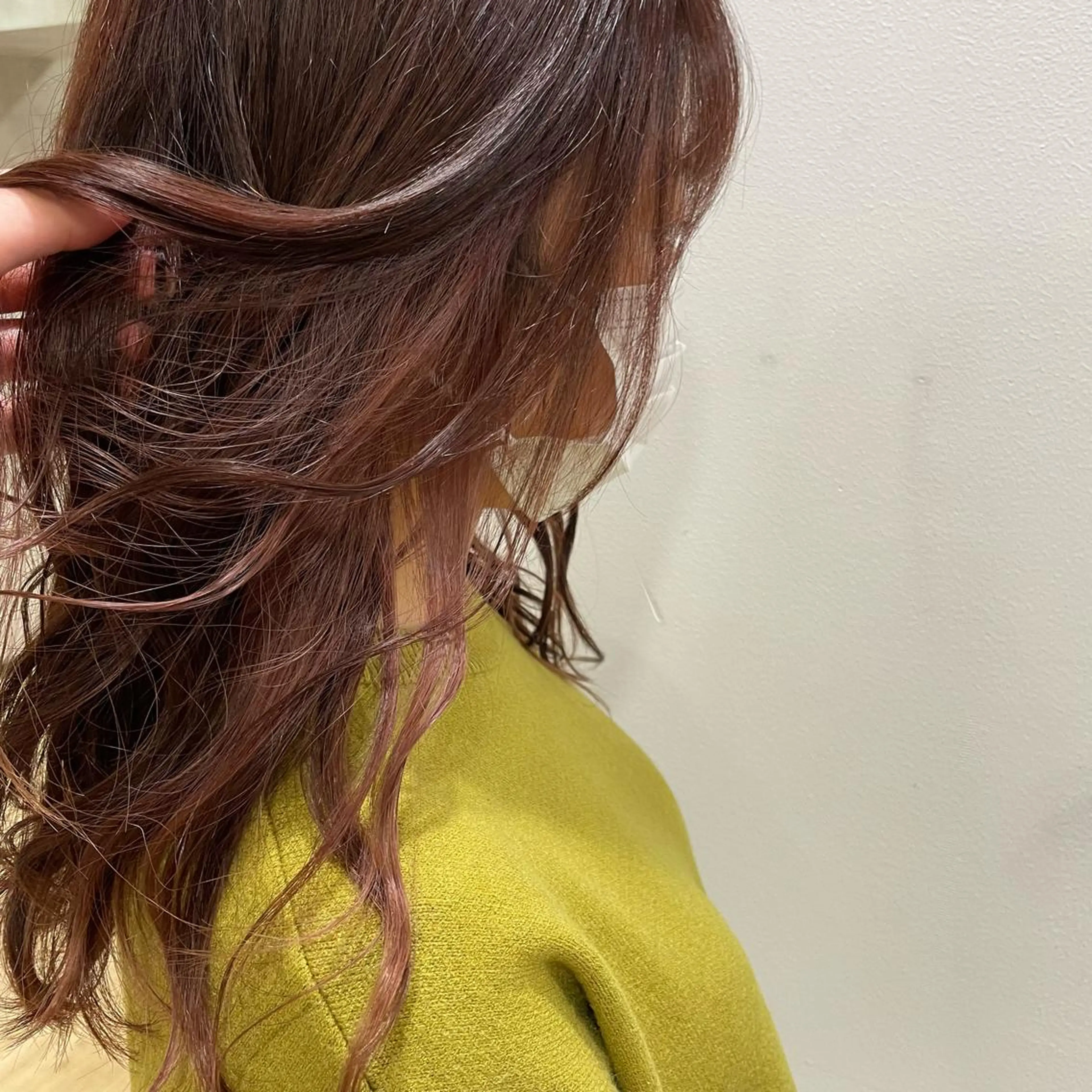 ロング カラー ベージュカラー ピンクカラー ピンクベージュ 🍮中山詩乃🍮顔 まわりデザイン◎のヘアスタイル