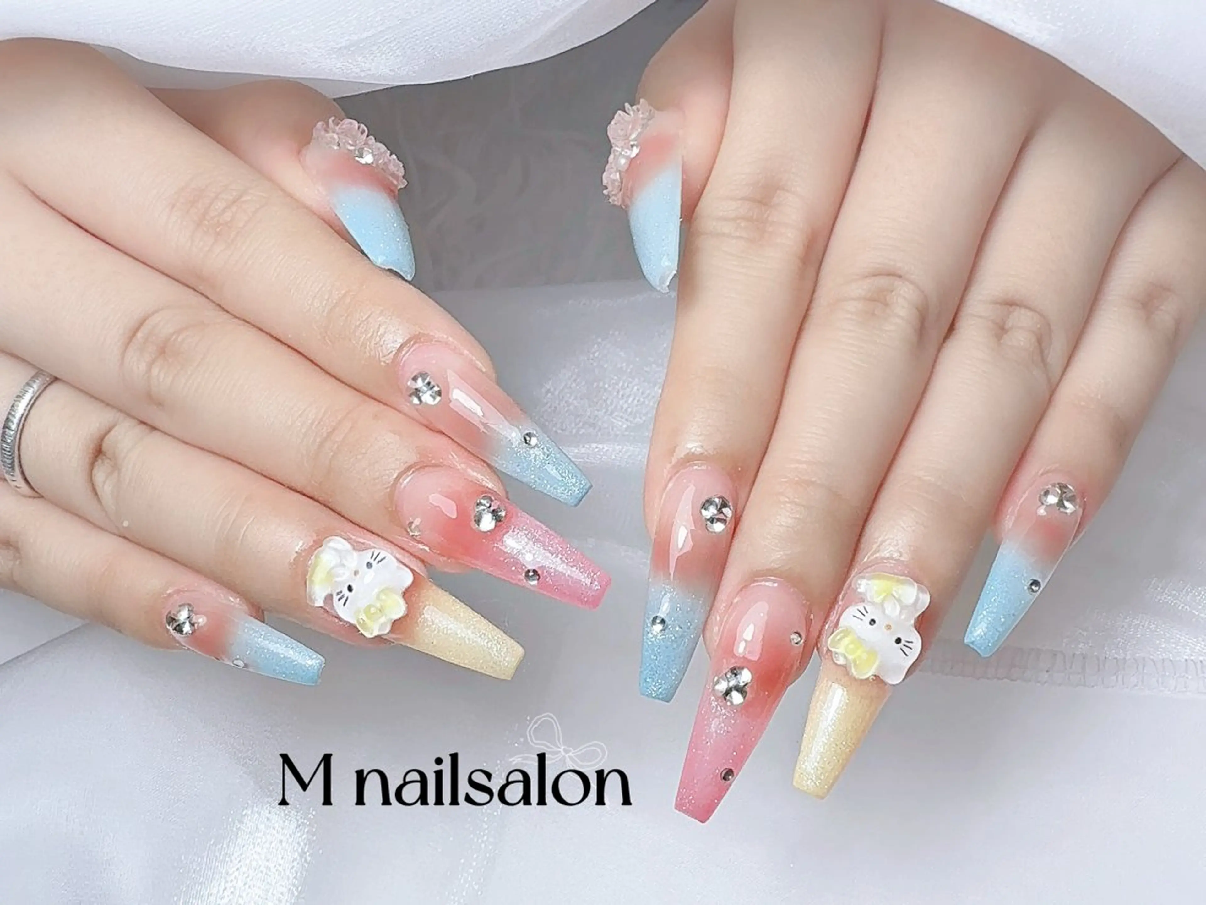 ネイル ハンドネイル M🌷nail 長さだし専門店のネイルデザイン