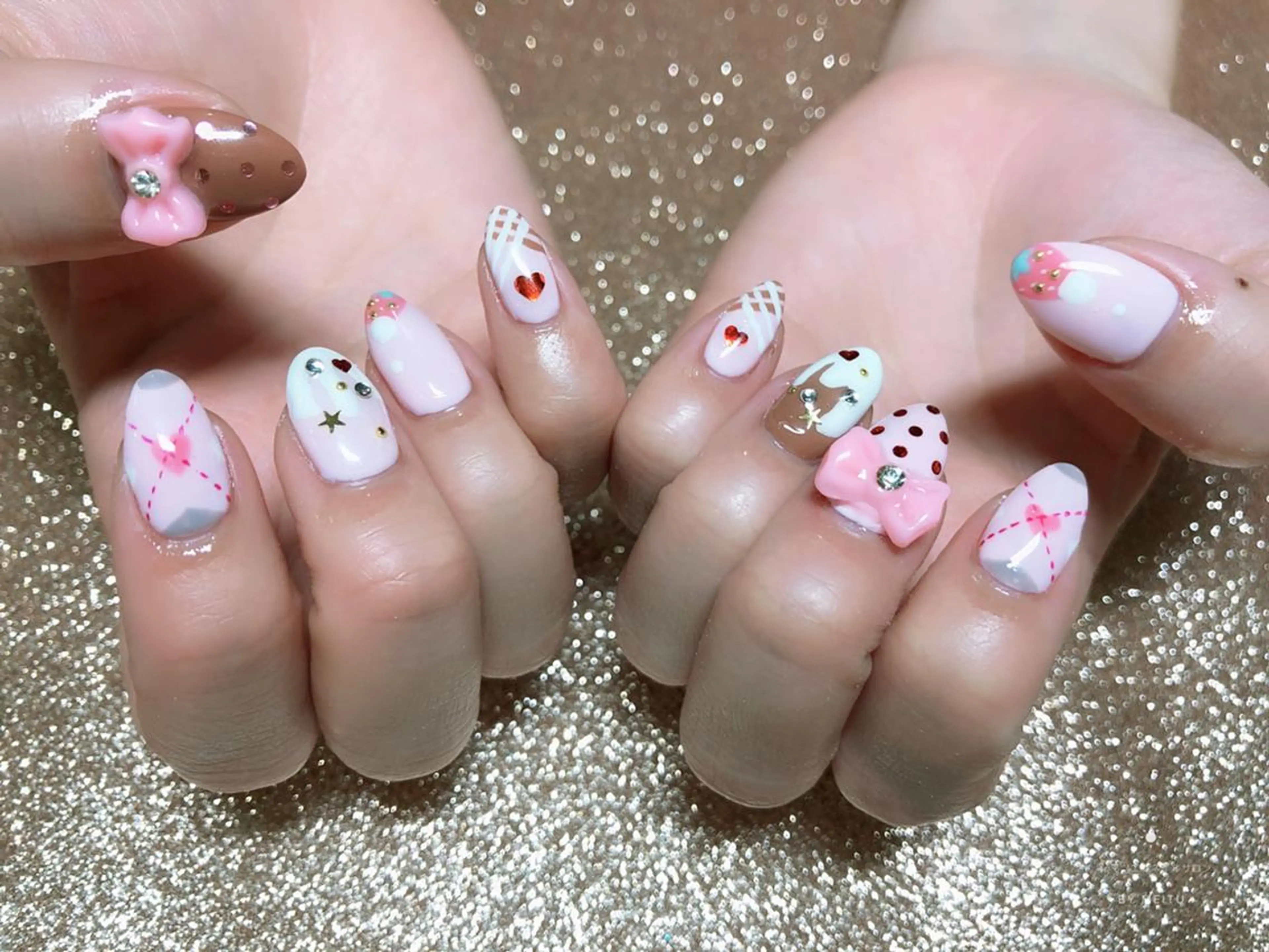 ネイル AB マツエクネイルサロンのネイルデザイン