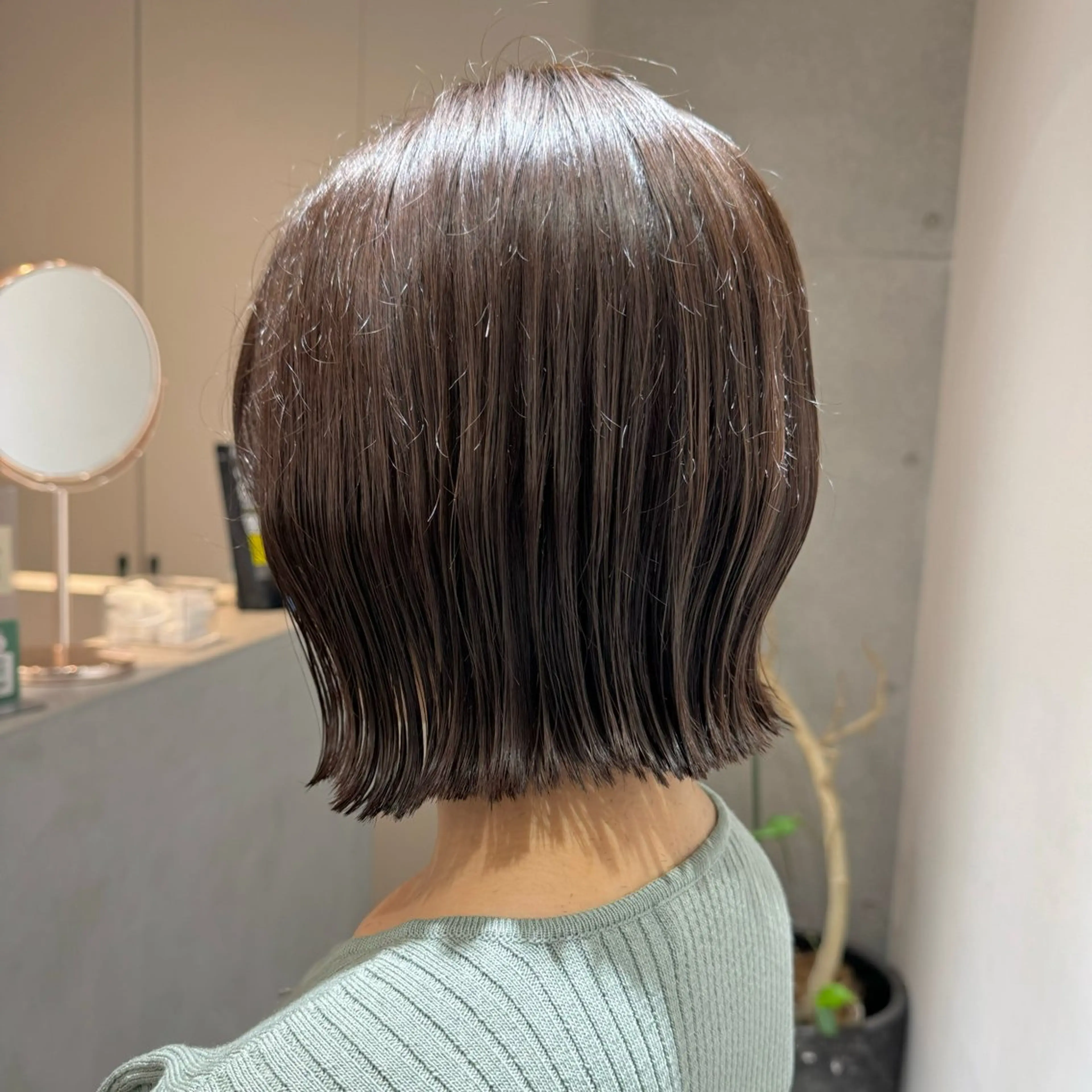 ショート ボブ SALOWIN銀座RAY ll所属・オオクラ マオのヘアスタイル