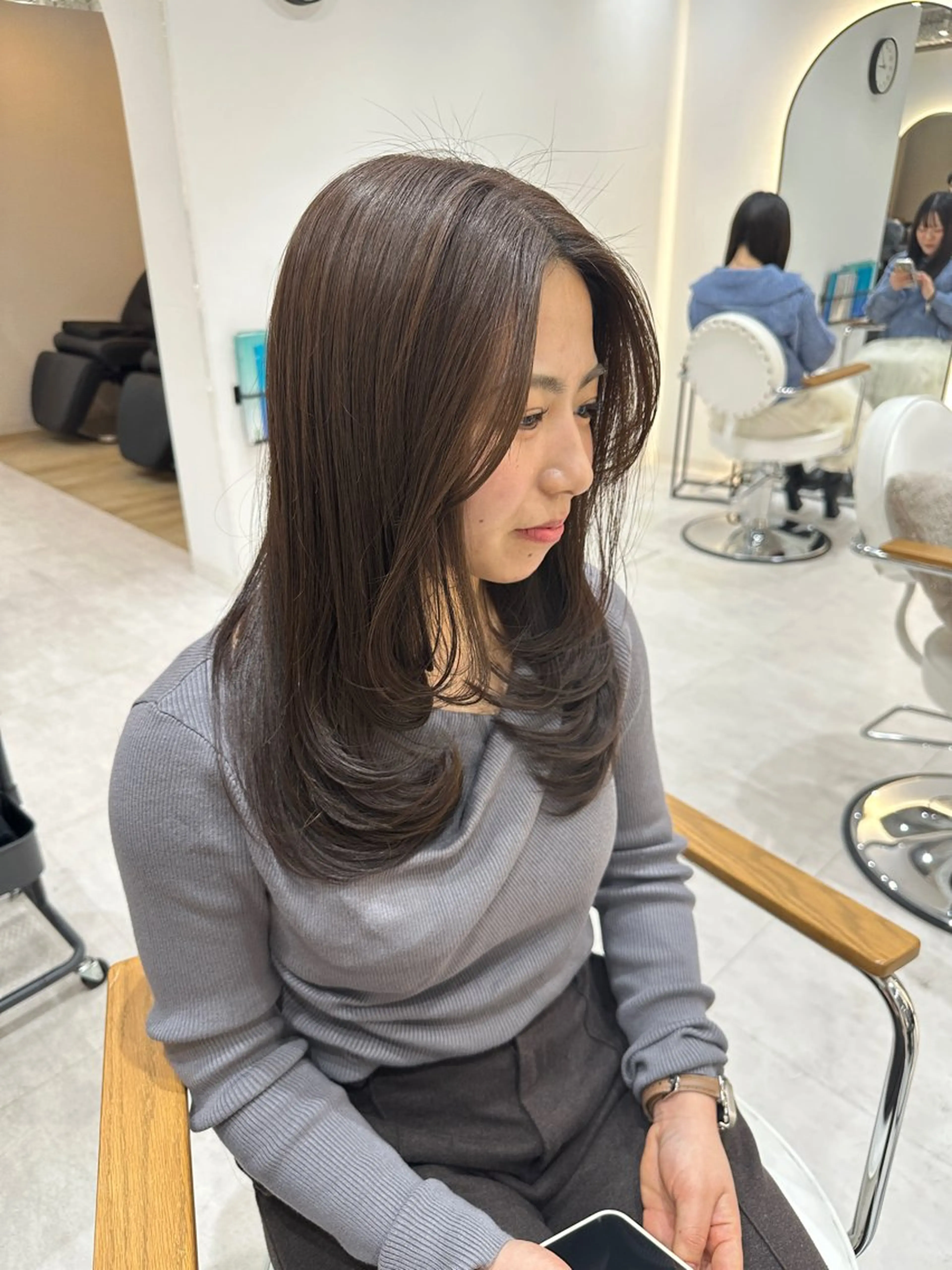 ロング カラー 透明感カラー オリーブカラー 顔周りカット カット ヘアカラー トリートメント 赤み消し/オリーブ カーキ/福田れんのヘアスタイル