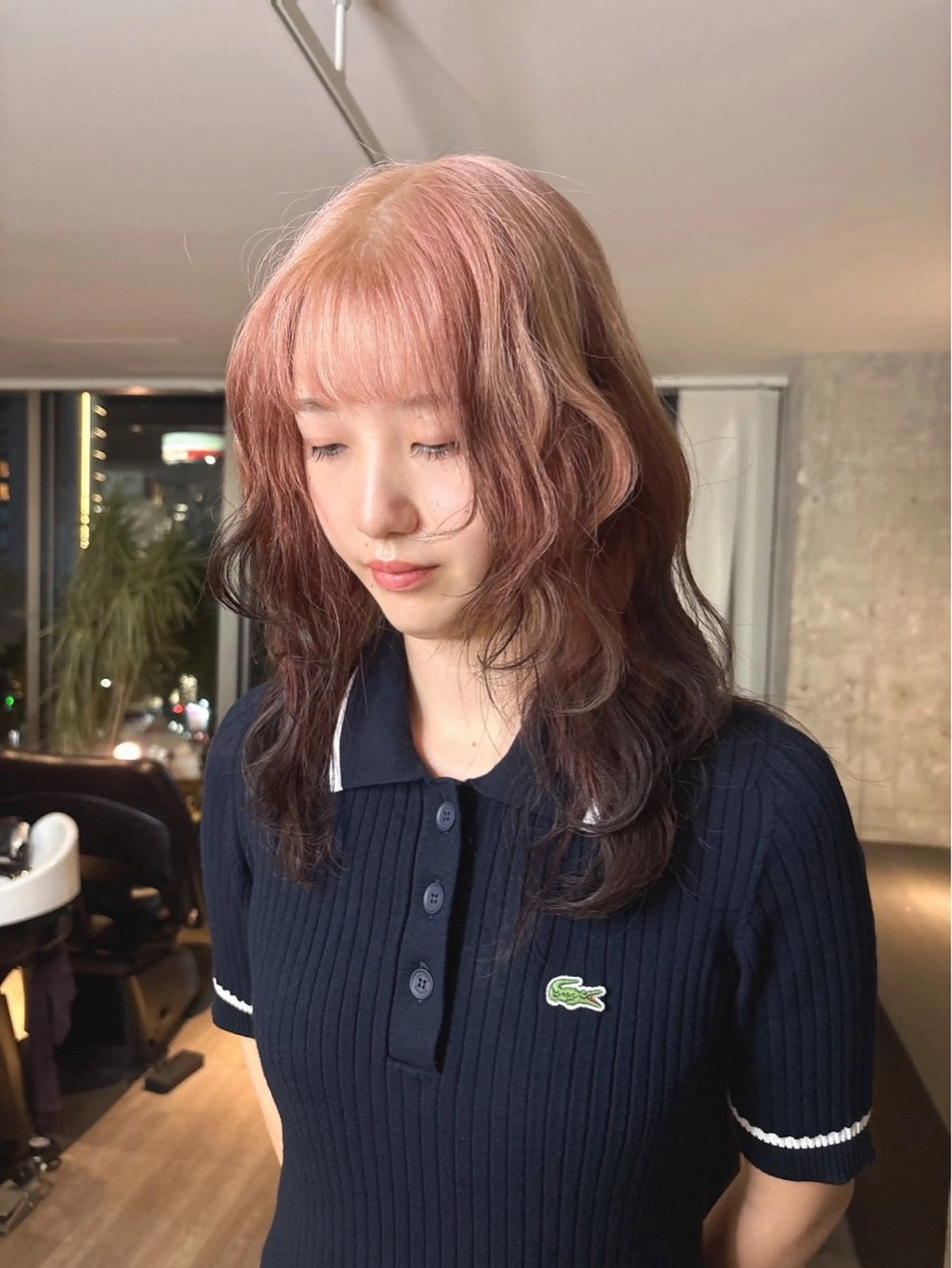 ミディアム 愛加メンズパーマ・ ボブ・ピンクカラーのヘアスタイル