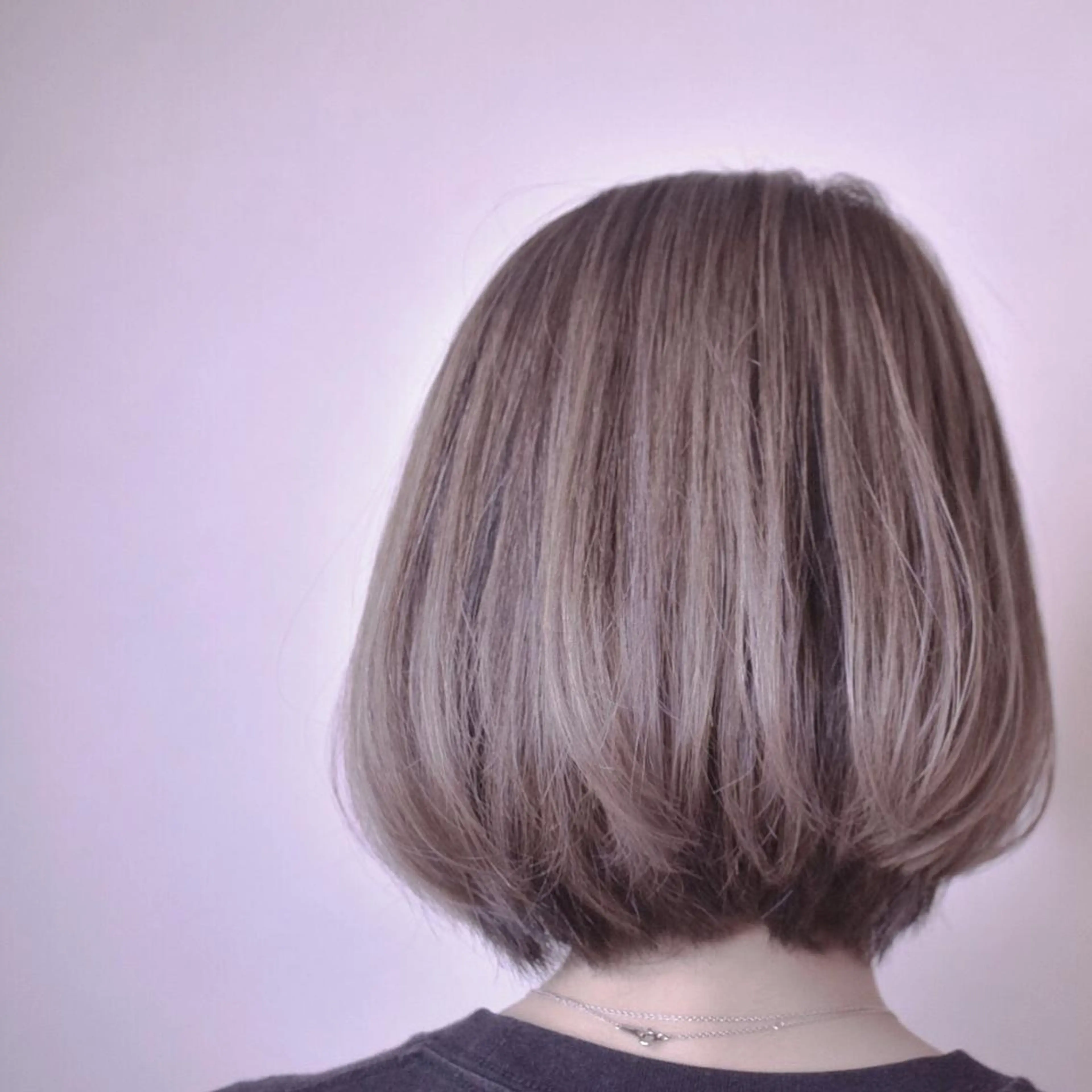 ショート ハイライト てんま さやかのヘアスタイル