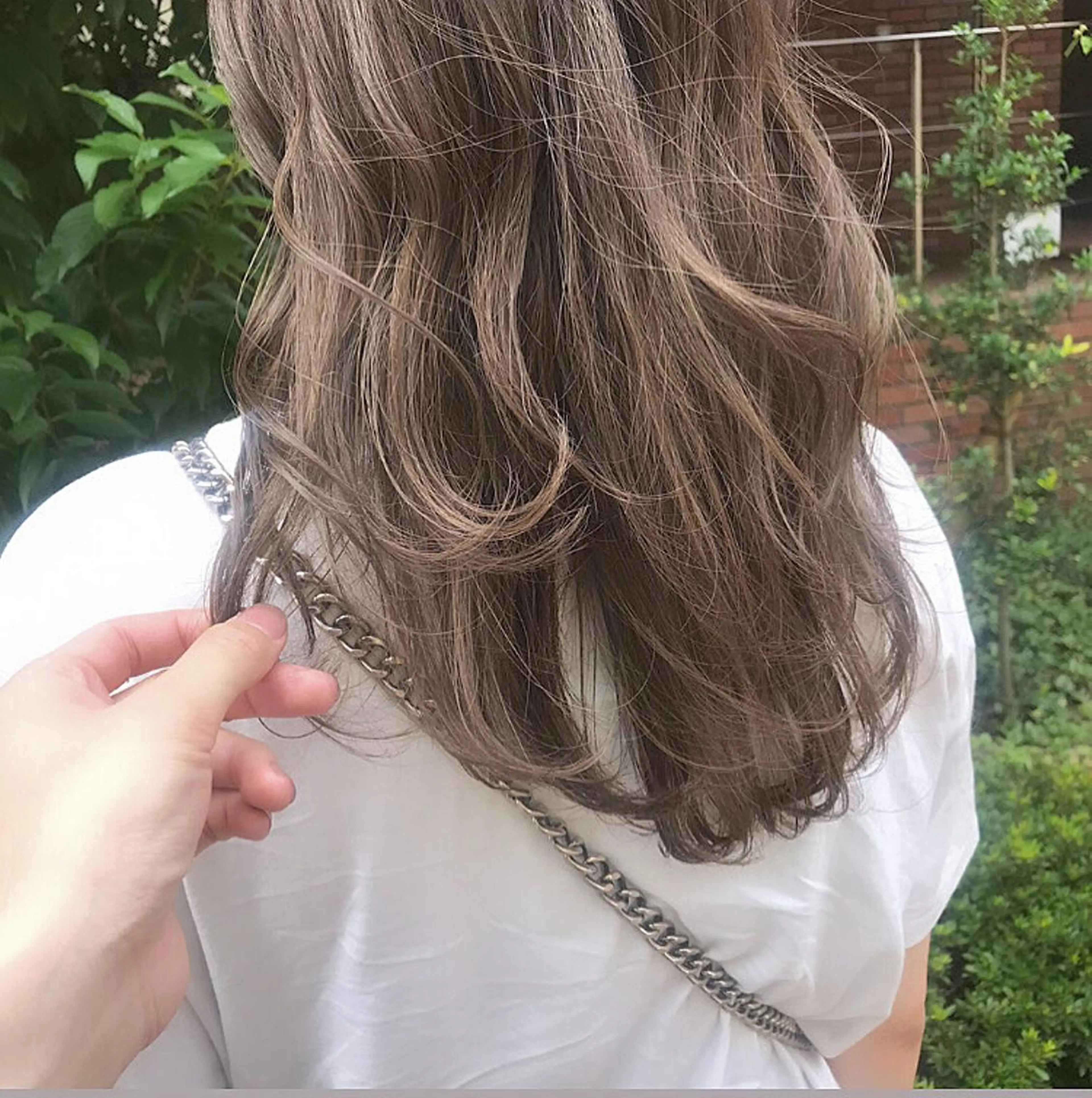 ミディアム カラー ✨10000円以内で 叶う艶髪✨のヘアスタイル