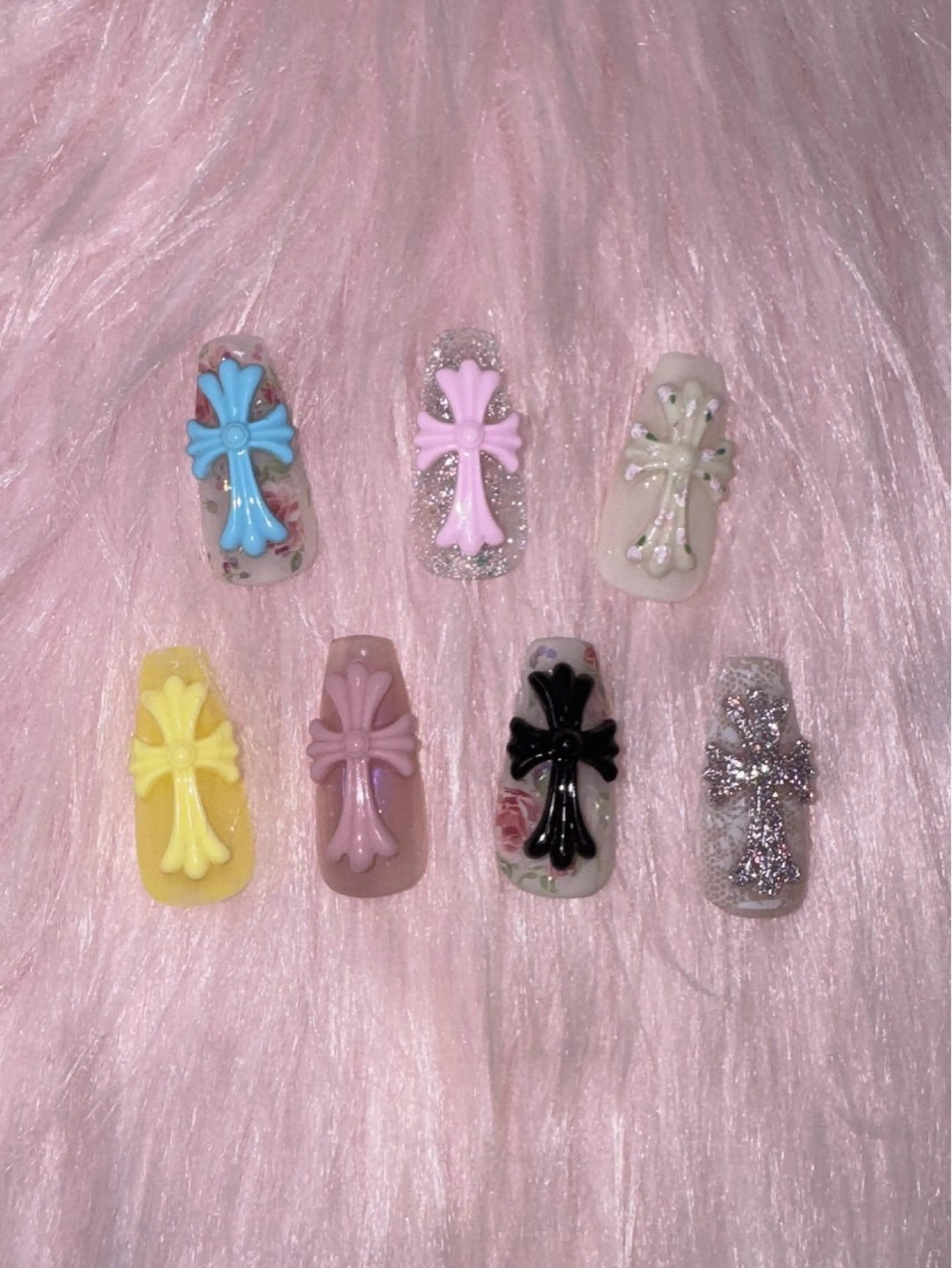 ネイル ハンドネイル RIEKO🍒 ワンホン♡推しネイルのネイルデザイン