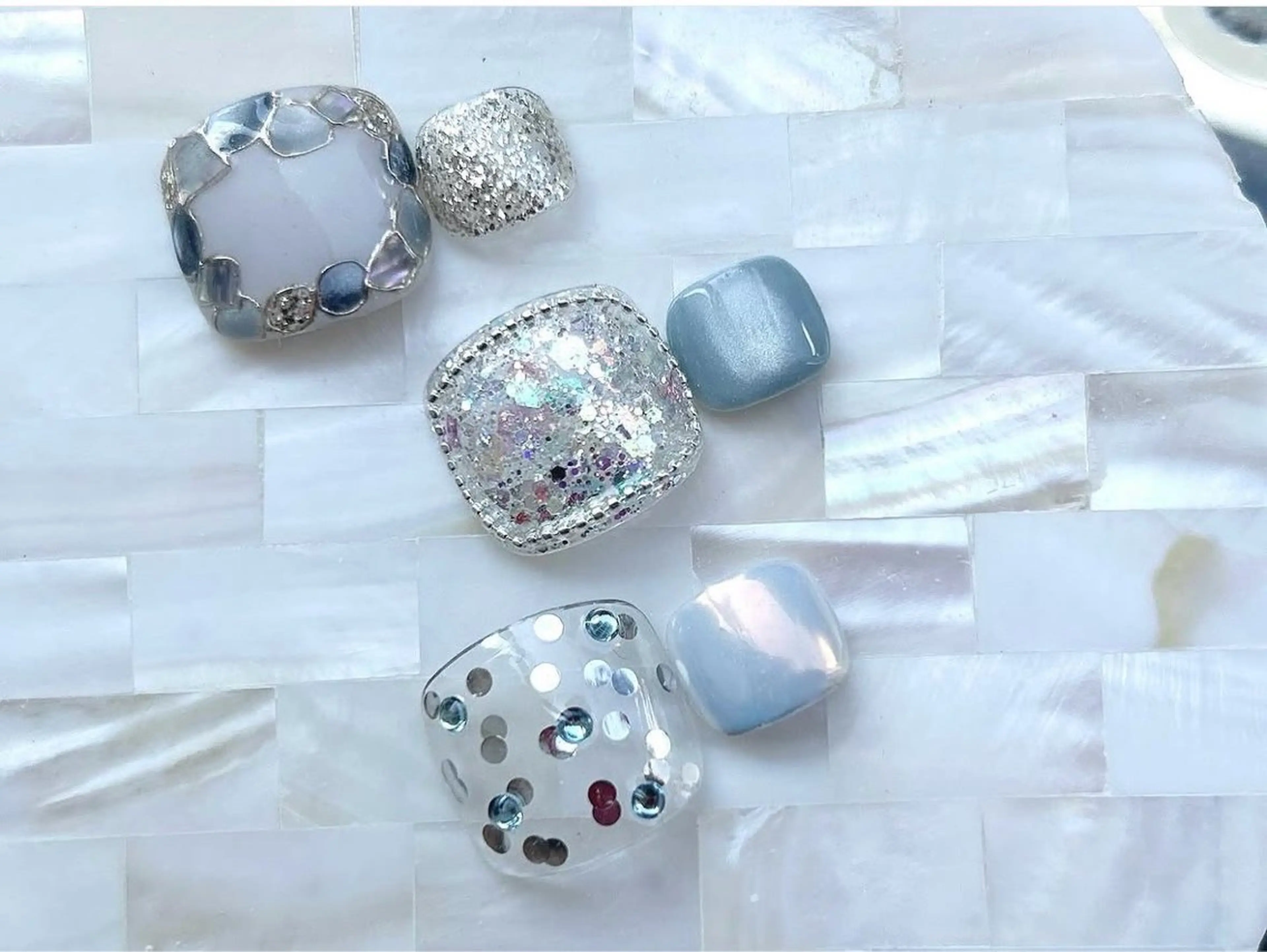 ネイル Luti所属・✳︎new open ケア/パラジェルのネイルデザイン