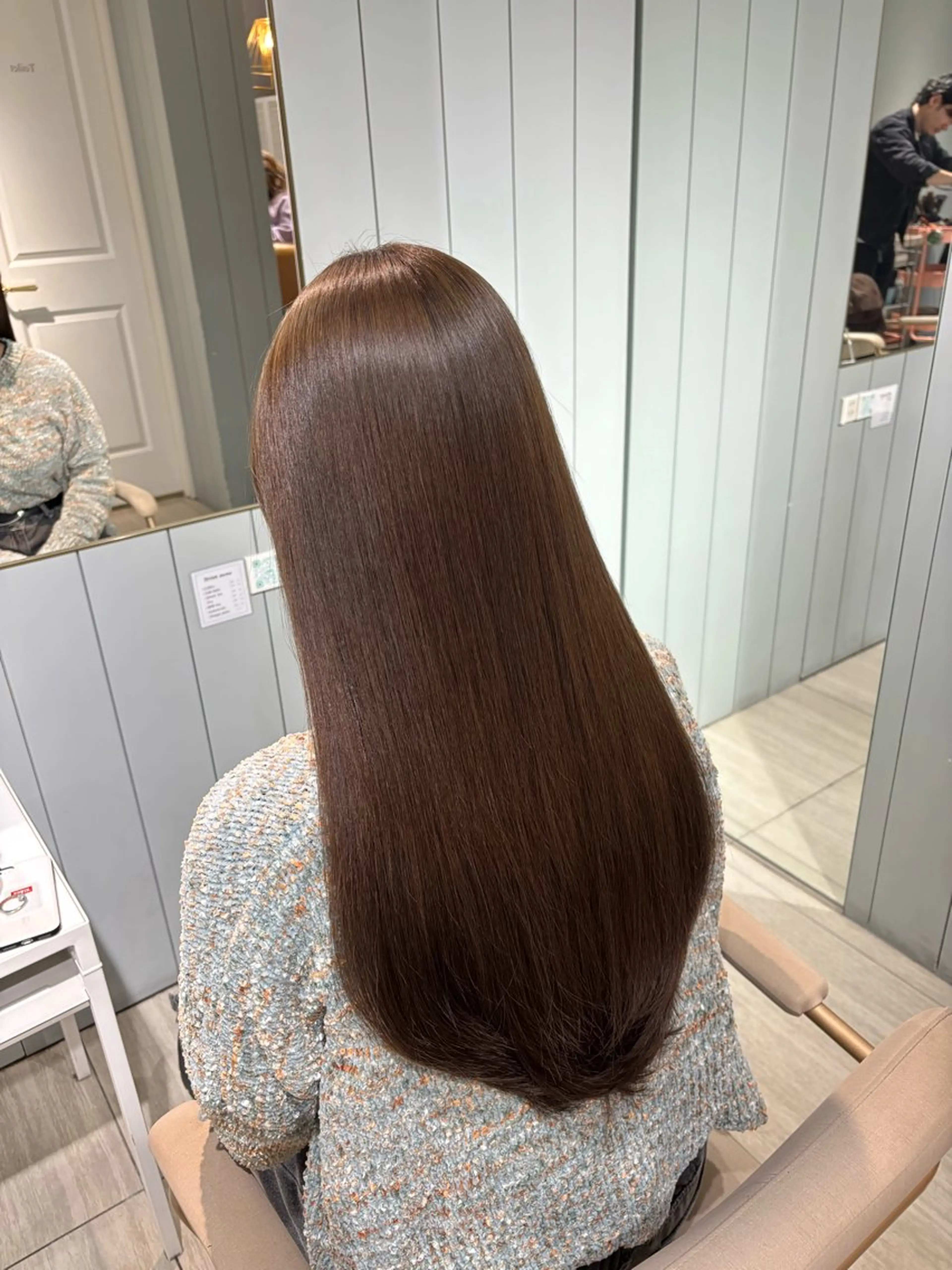 カラー 髪質改善 カット ヘアカラー トリートメント 縮毛矯正／レイヤー／ 髪質改善／海月のヘアスタイル